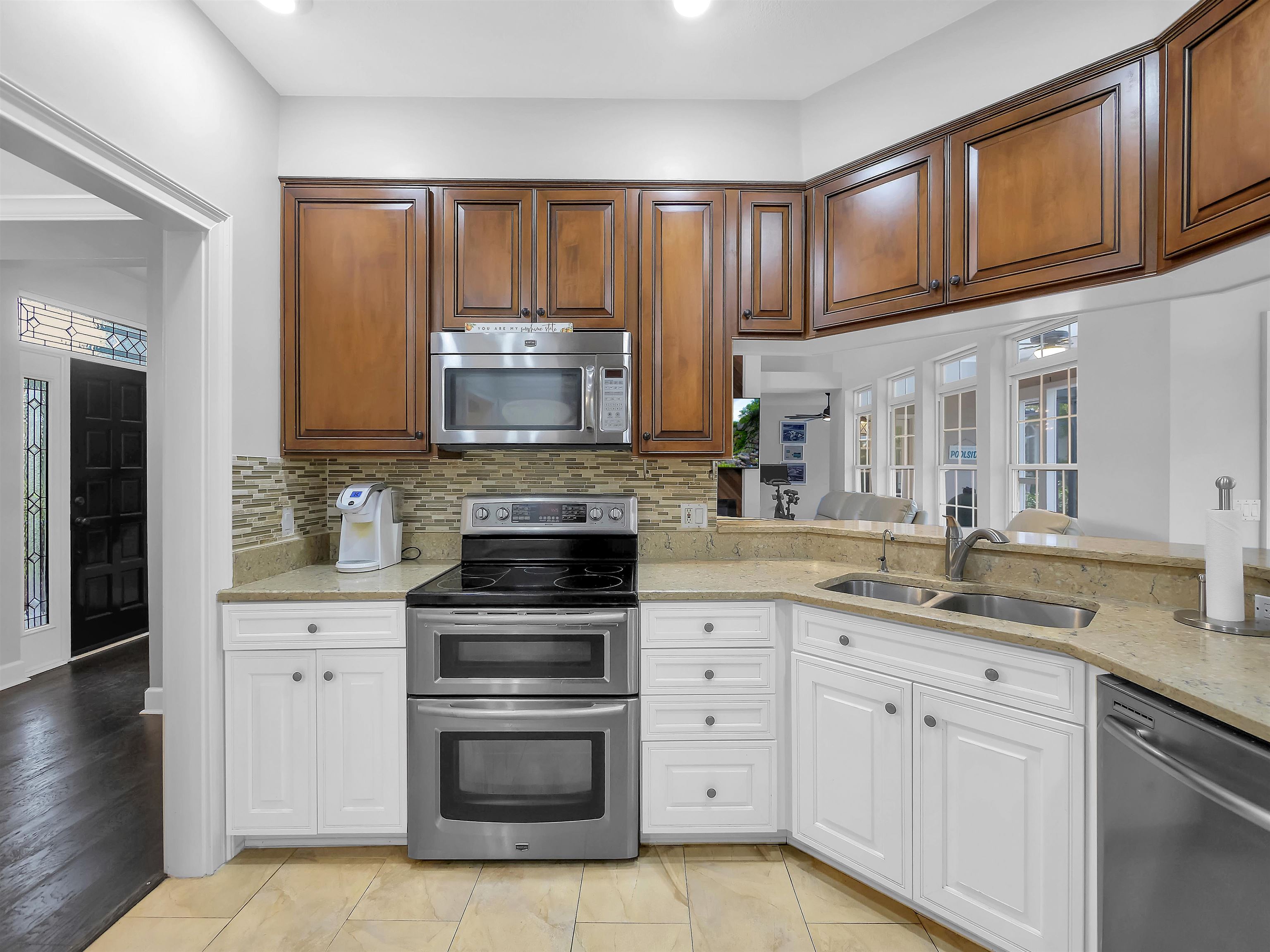 306 Marsh Point Cir