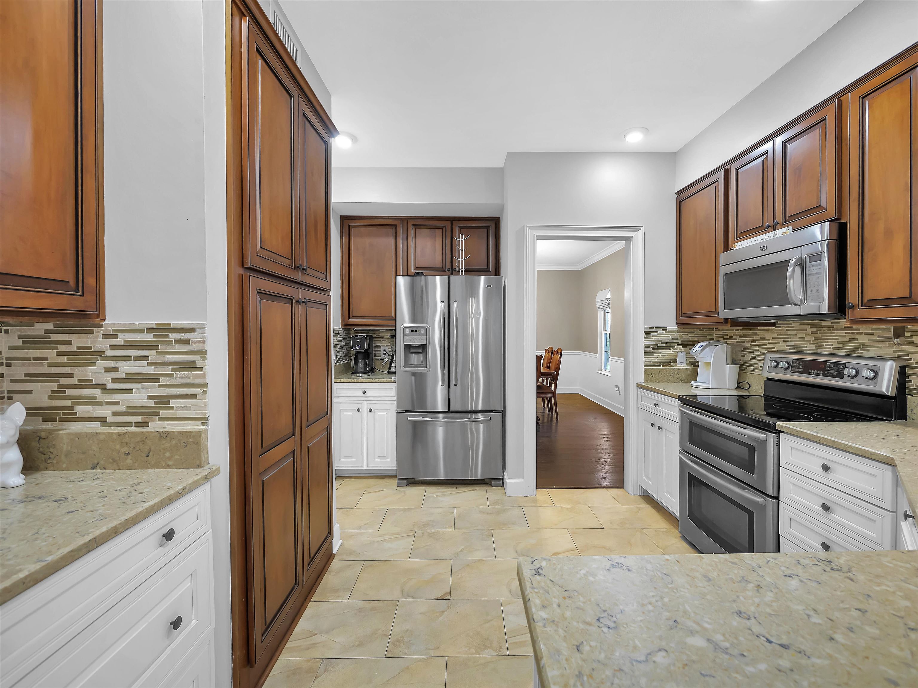 306 Marsh Point Cir