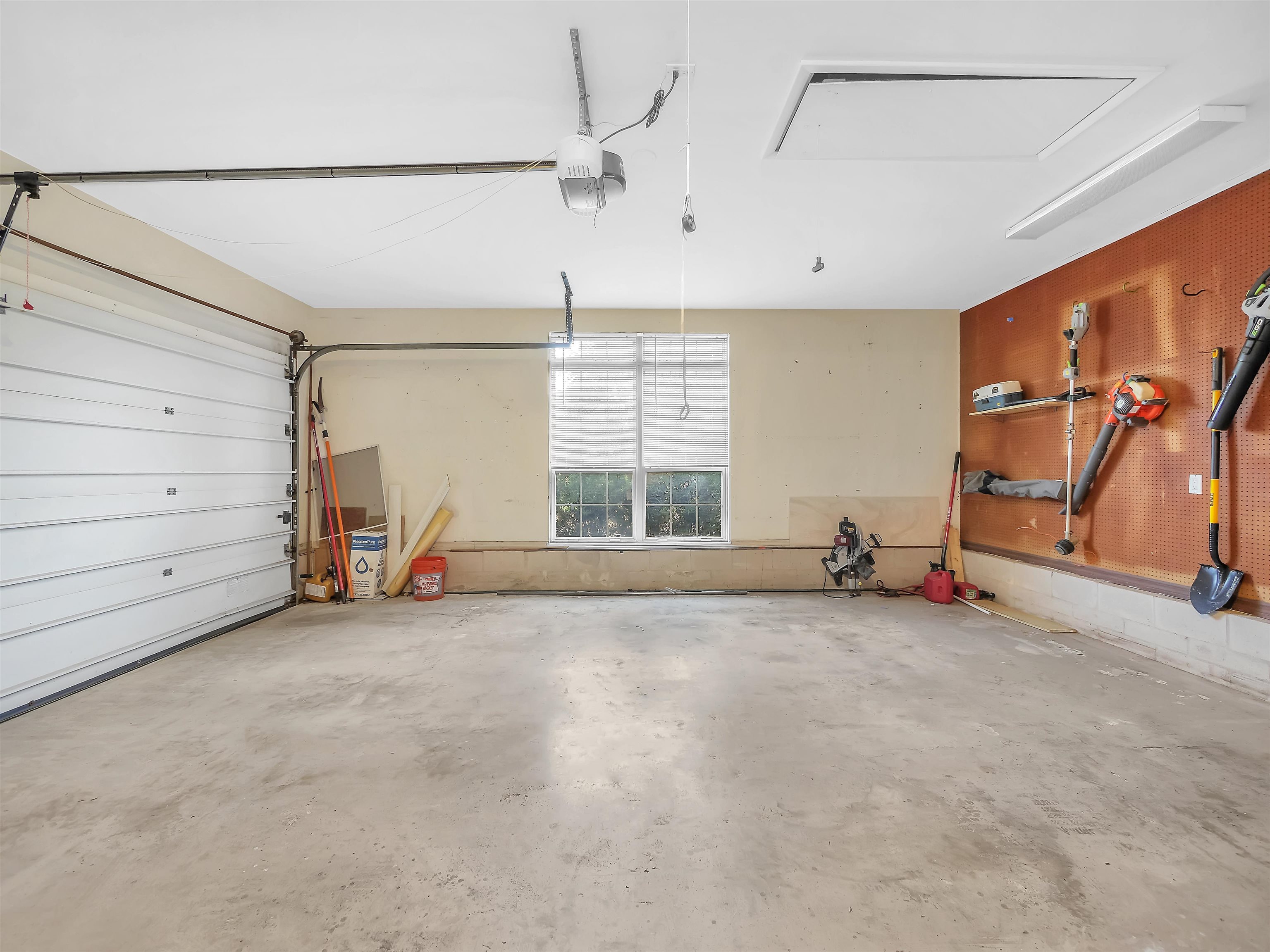 306 Marsh Point Cir