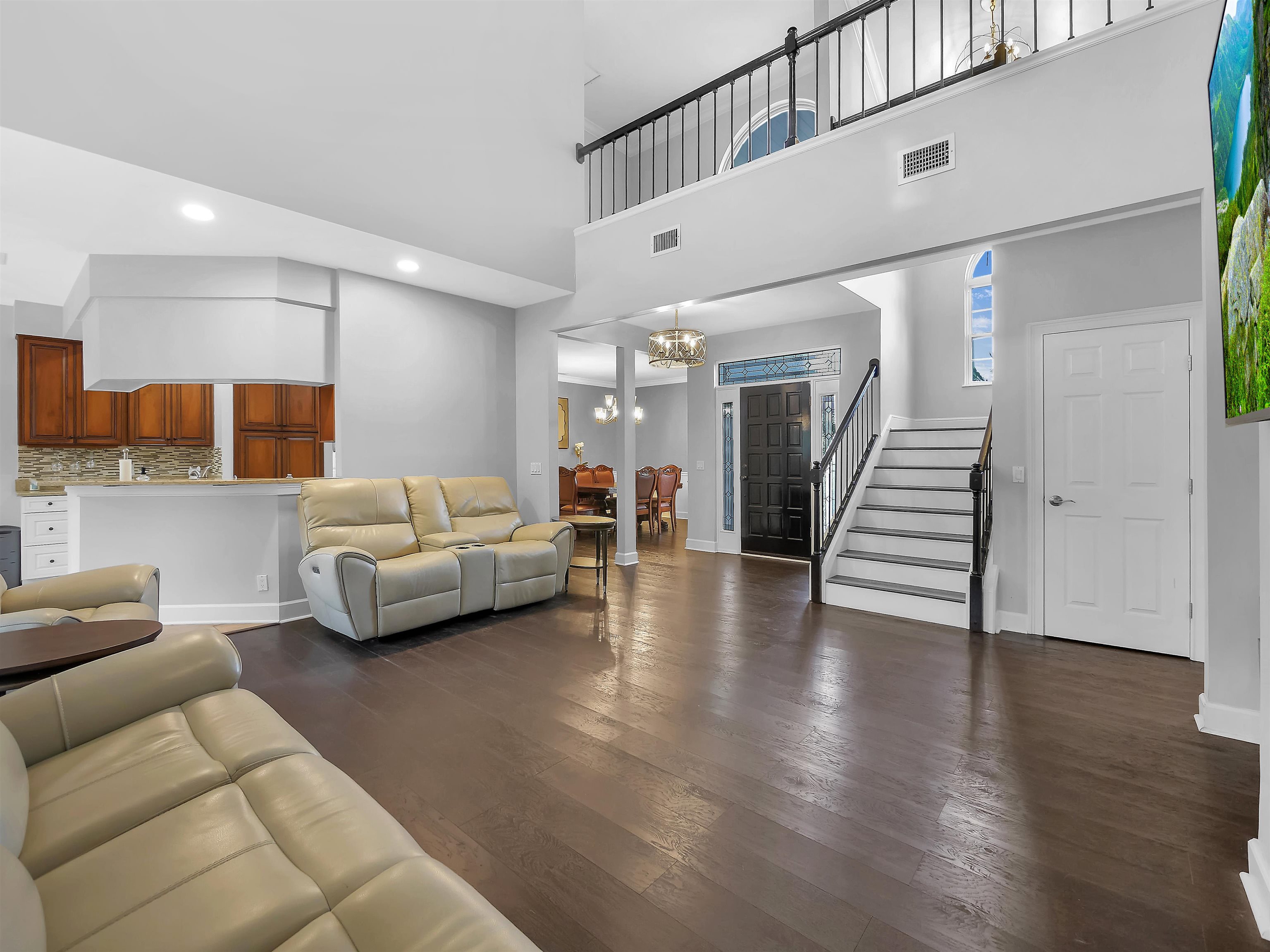 306 Marsh Point Cir