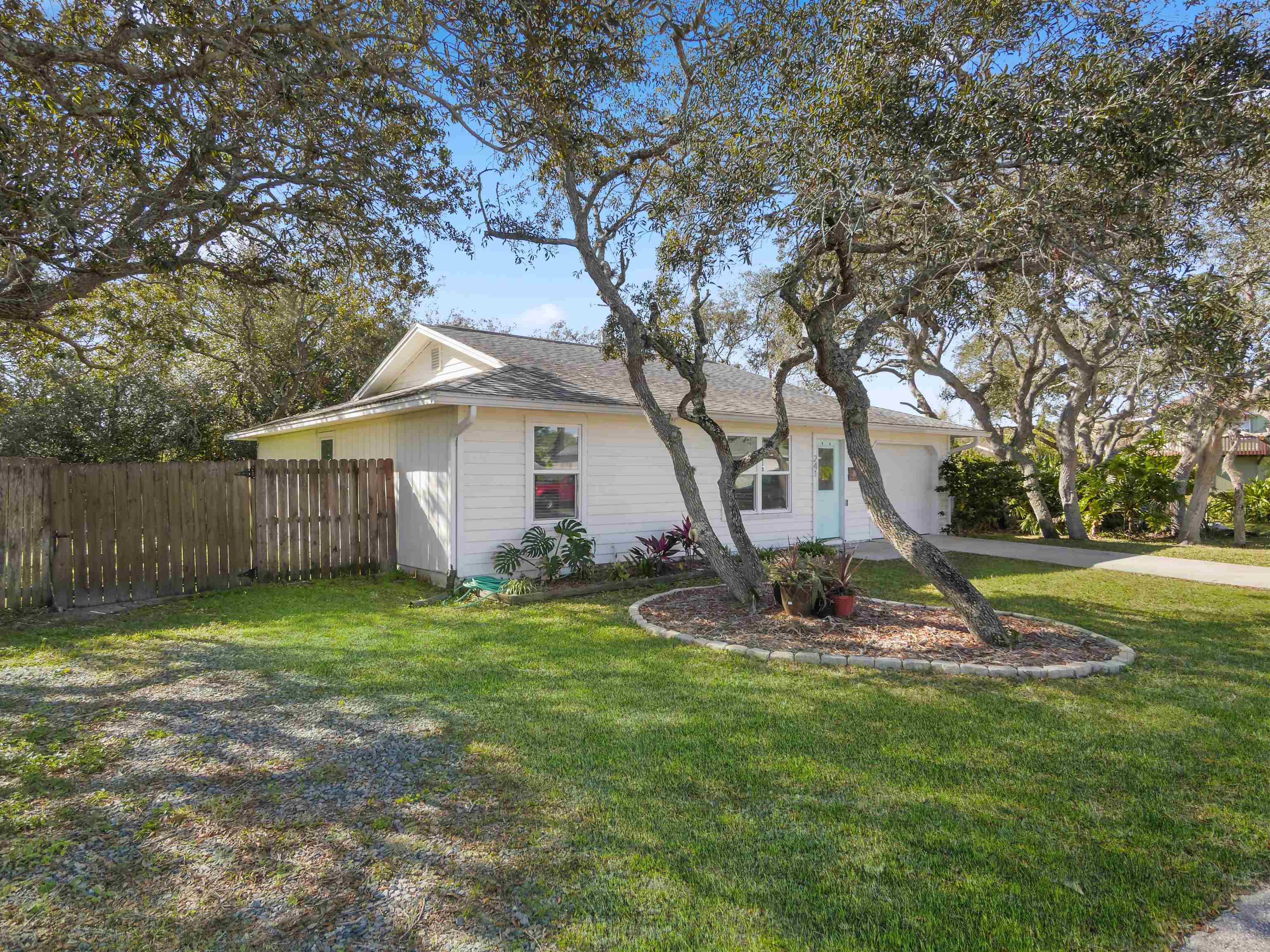 241 Tropic Way