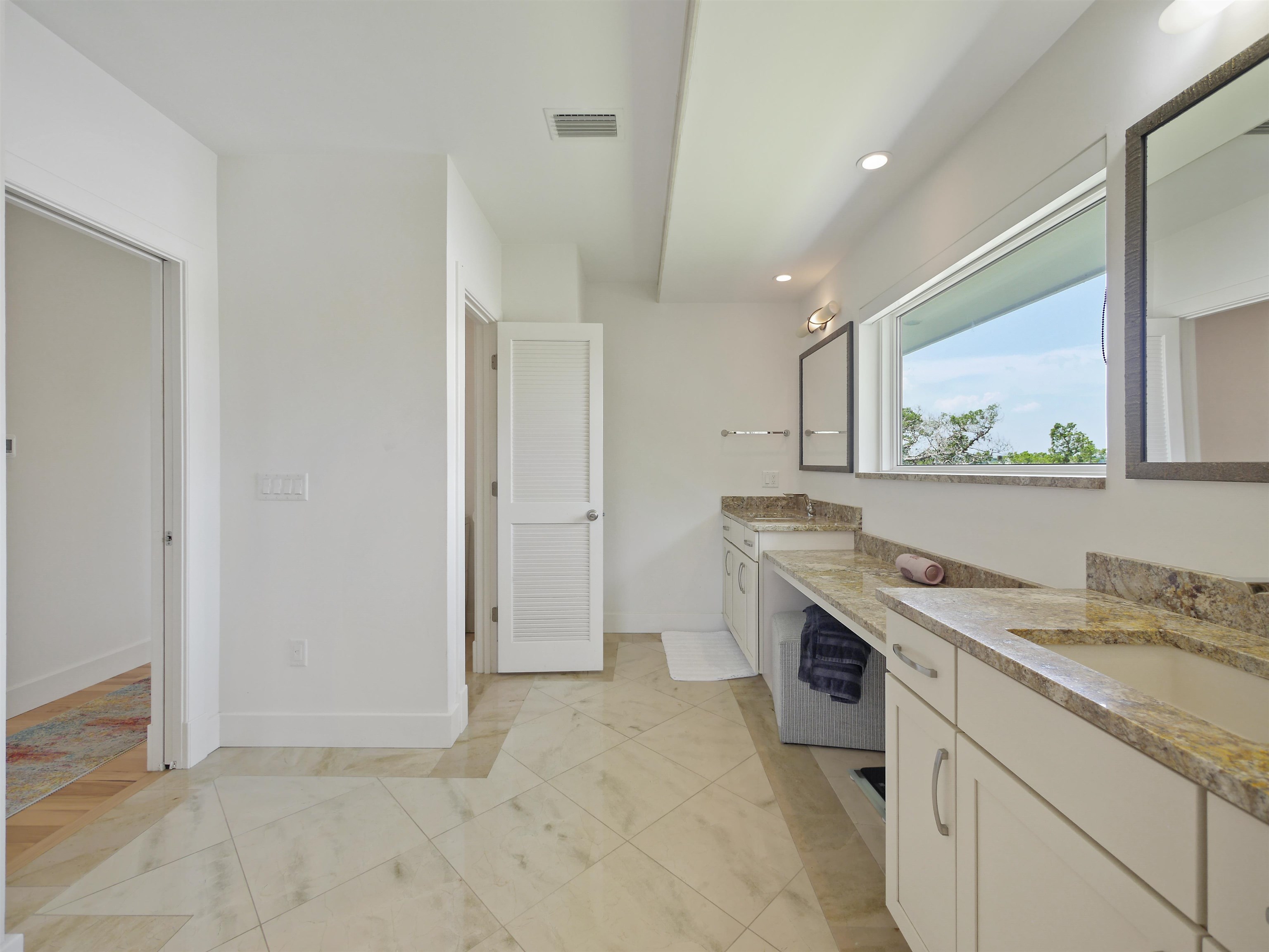 205 Coquina Ave