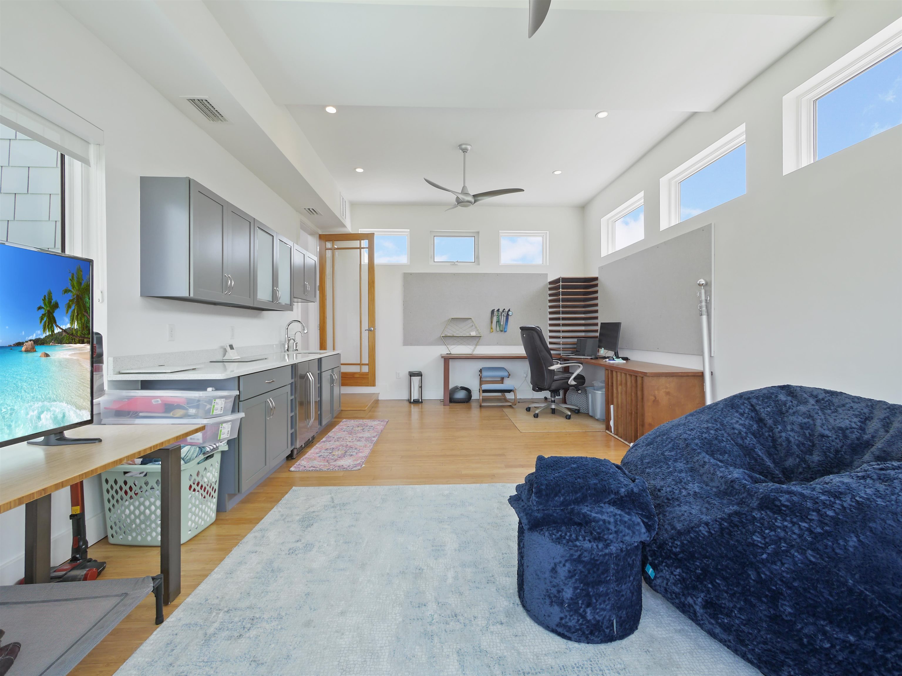 205 Coquina Ave