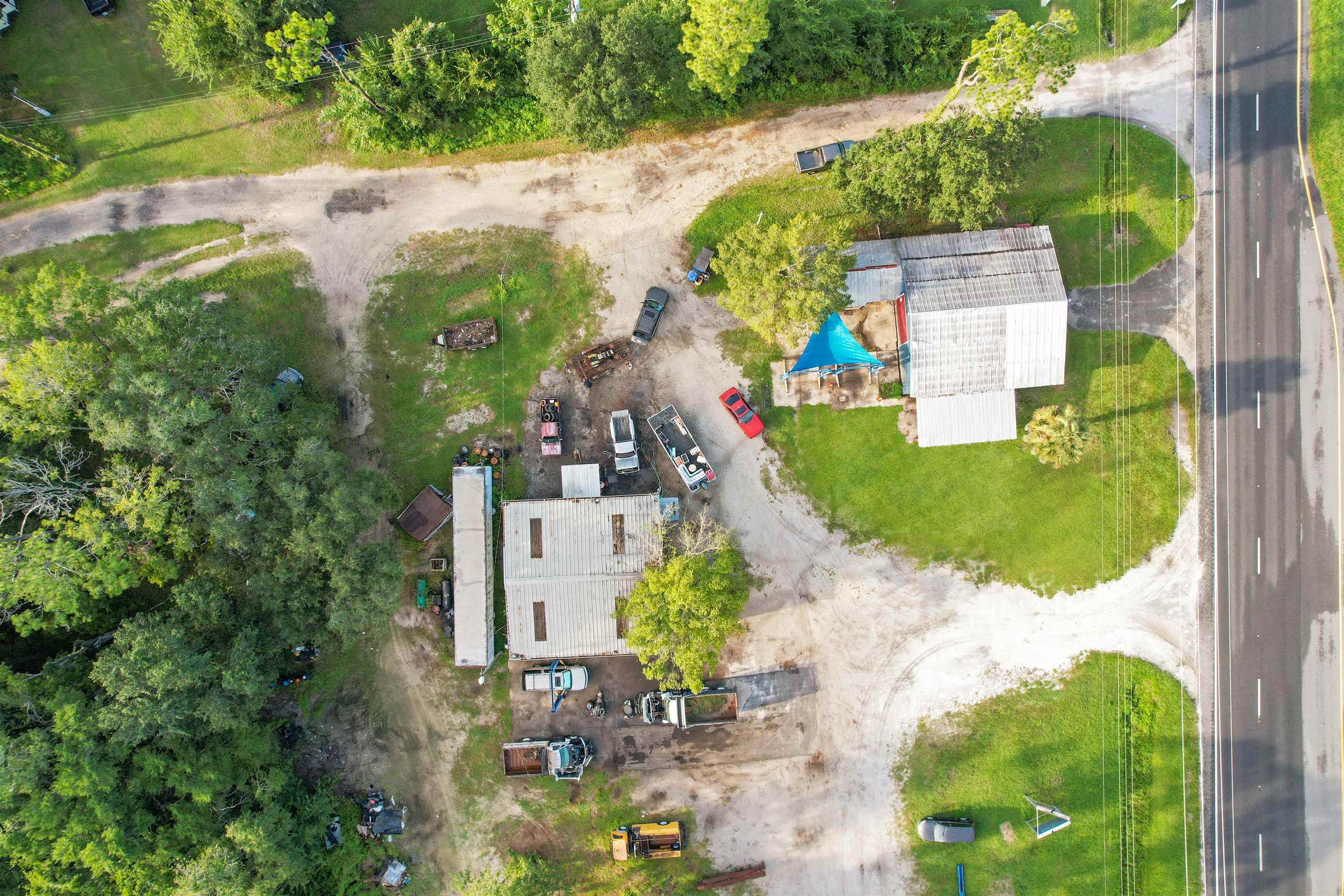 7661 State Road 207
