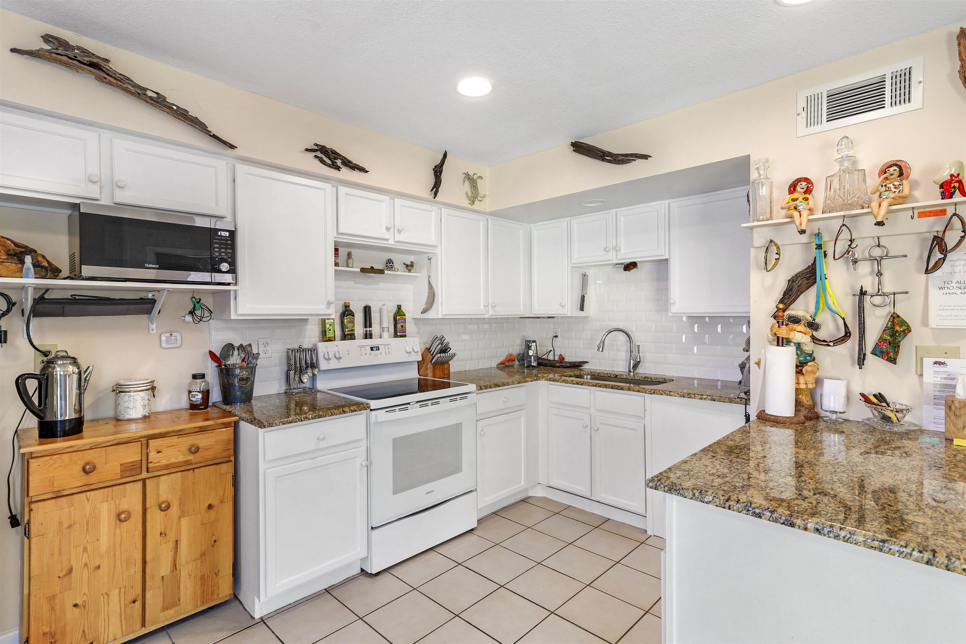 62 Atlantic Oaks Cir Unit: A&B