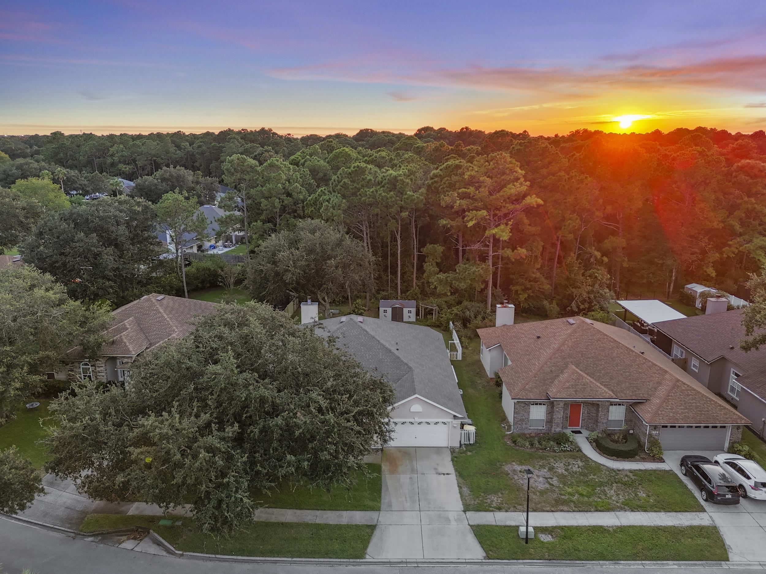 1976 Sandhill Crane Dr