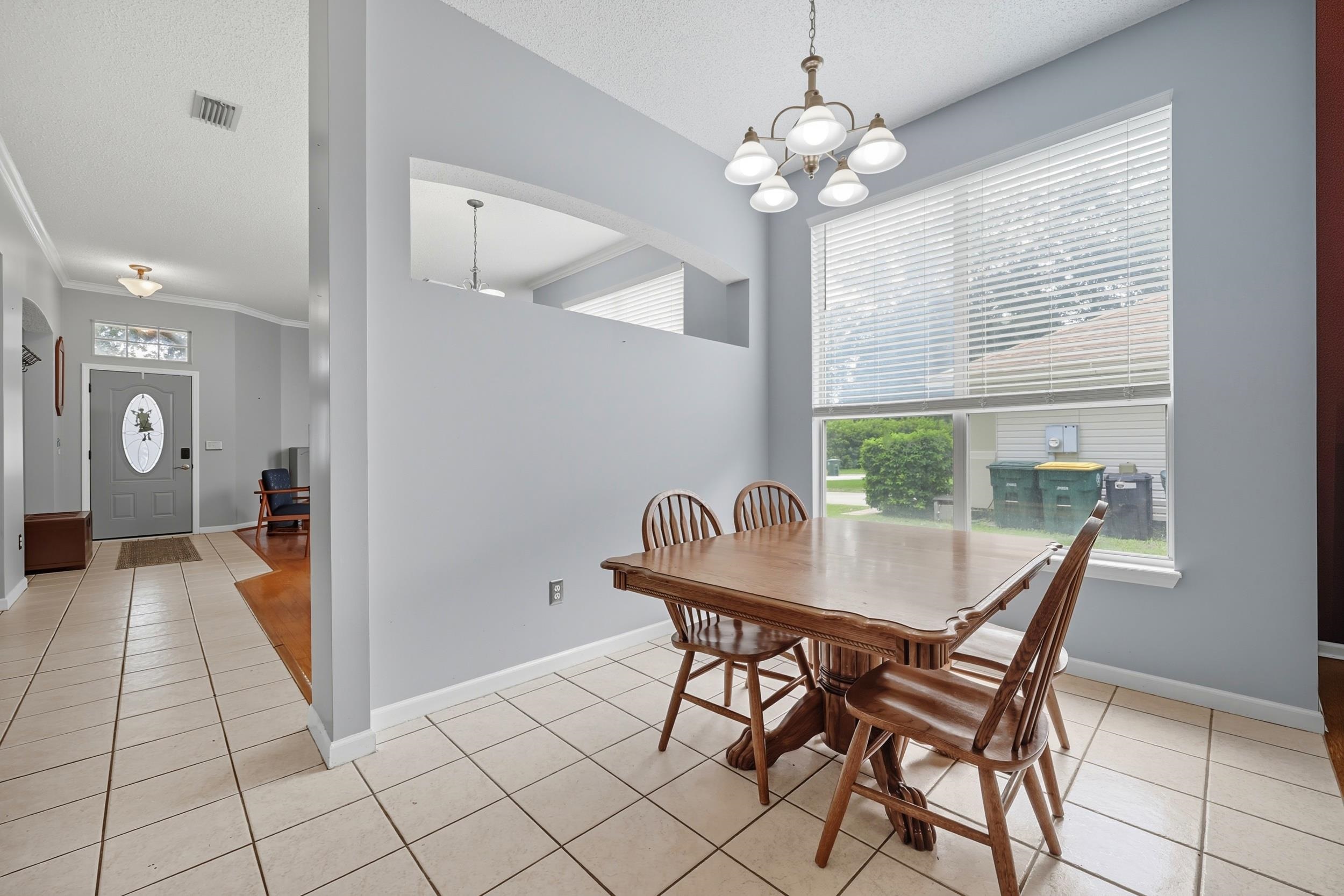 1976 Sandhill Crane Dr