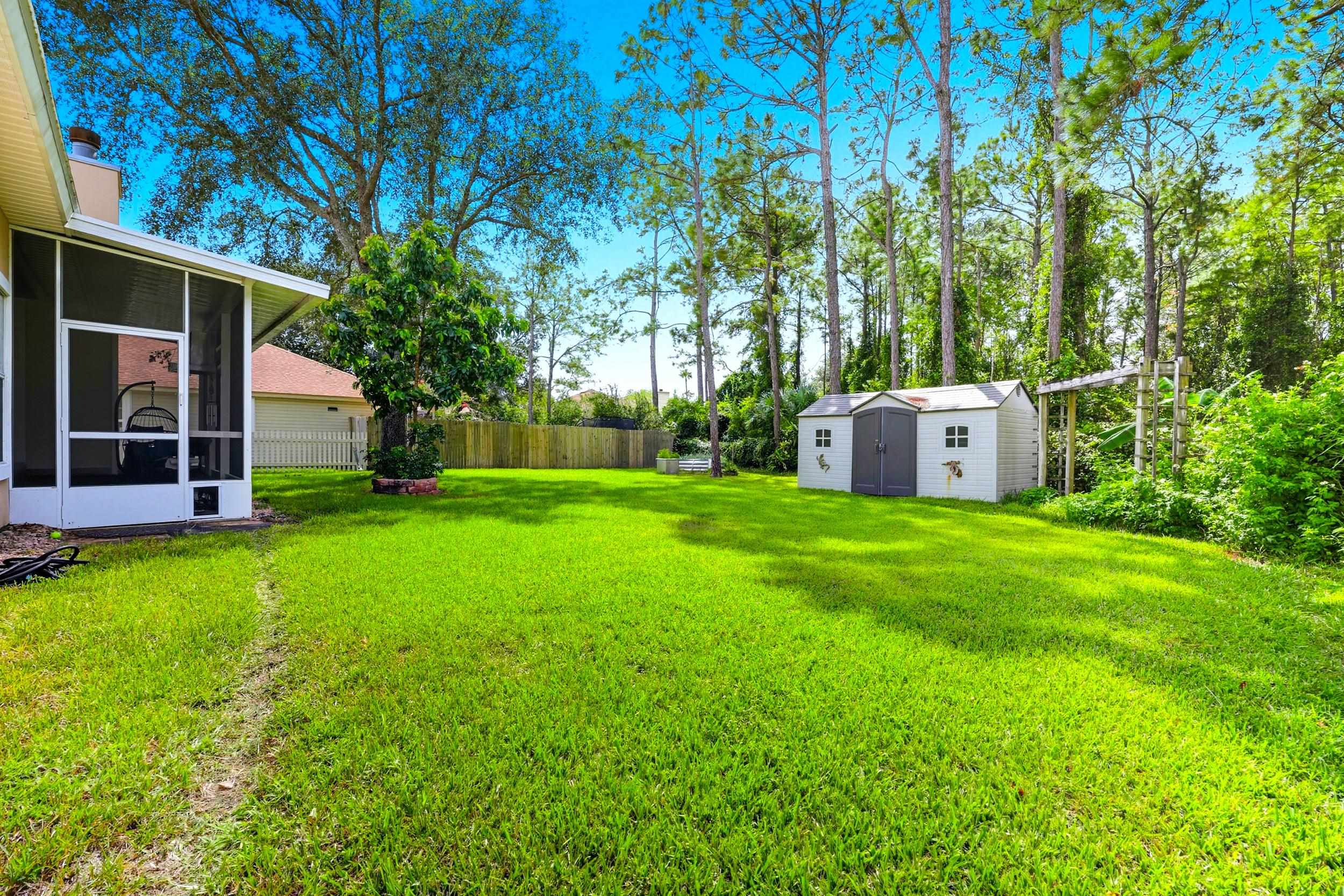 1976 Sandhill Crane Dr