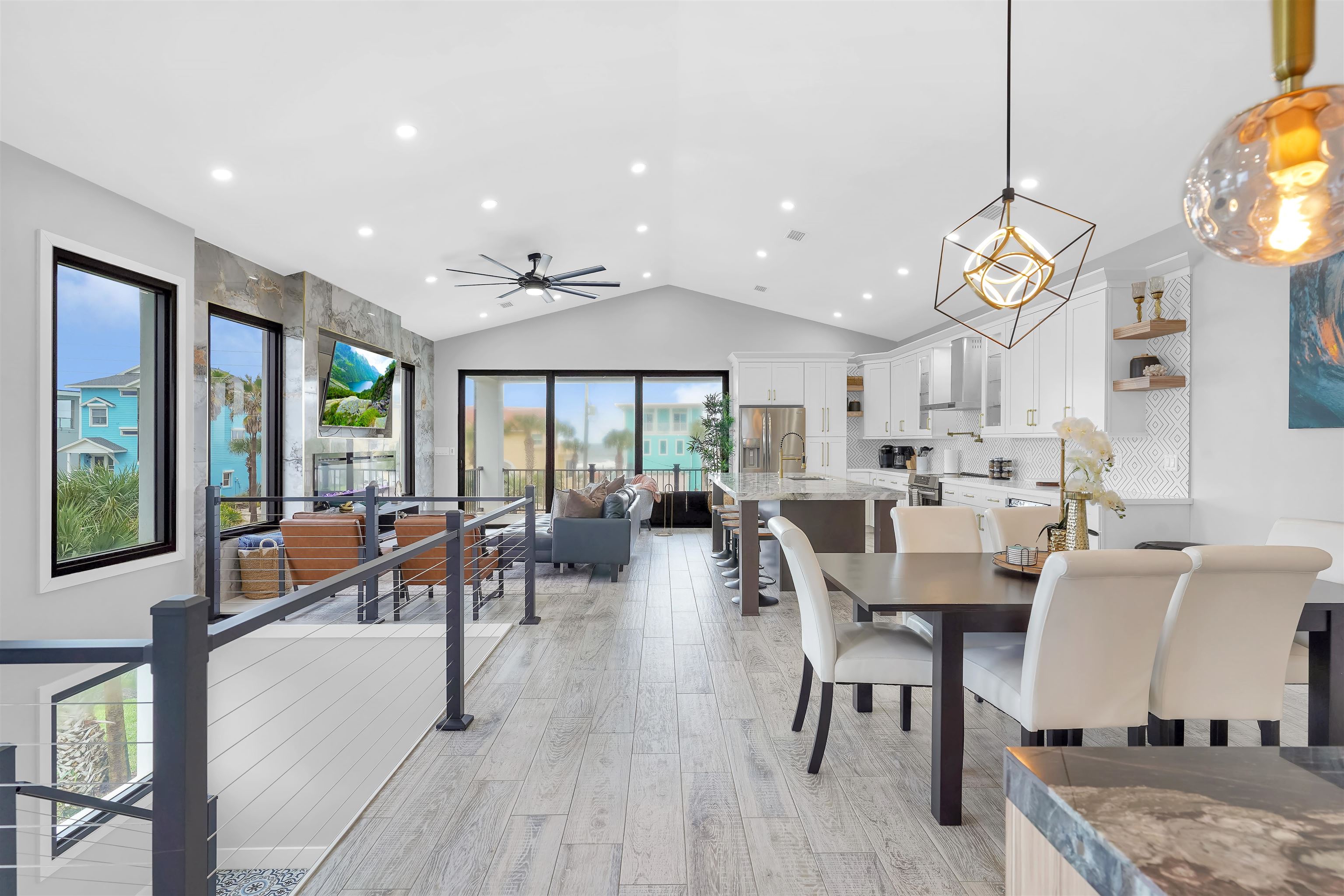 3306 N Ocean Shore Blvd