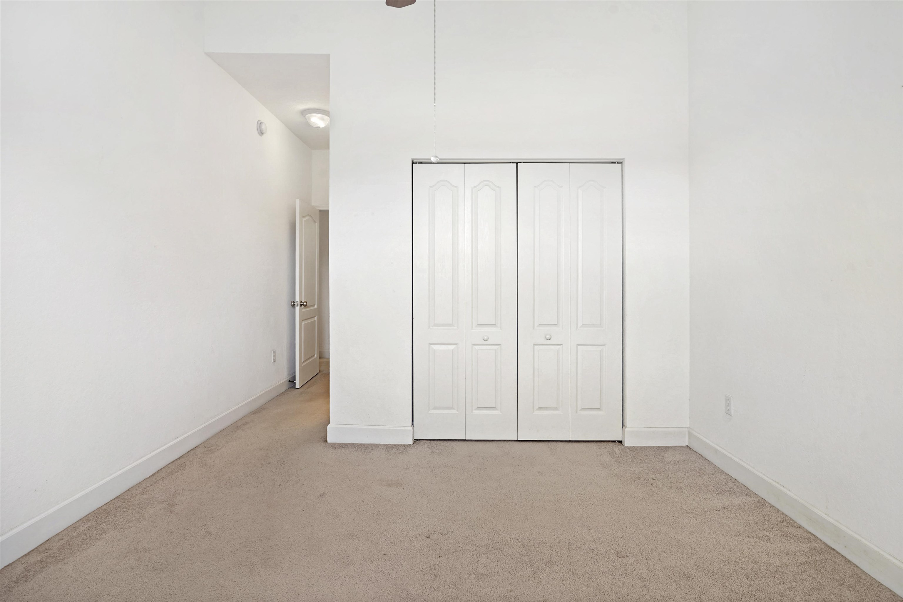 632 Shores Blvd