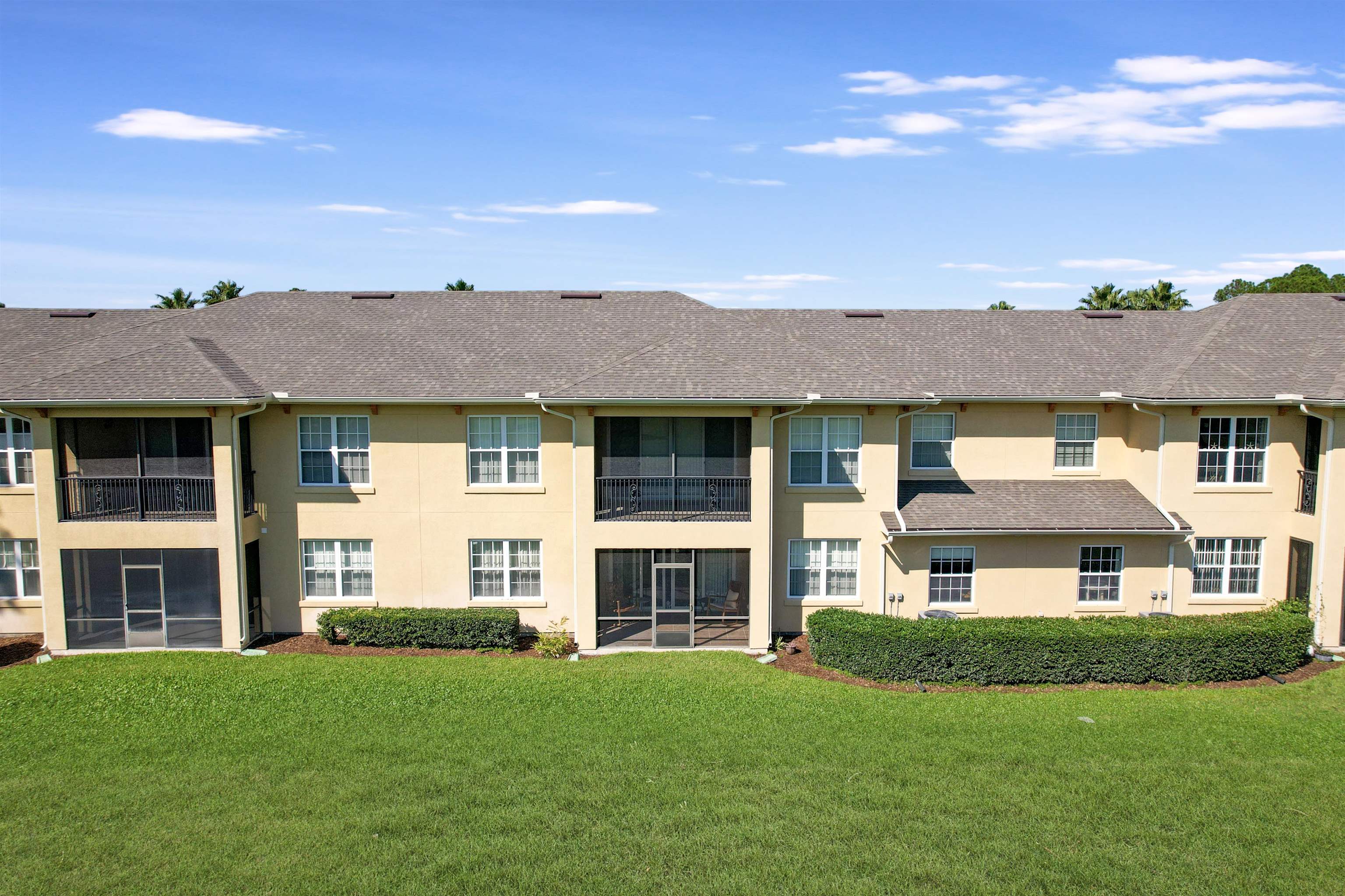632 Shores Blvd