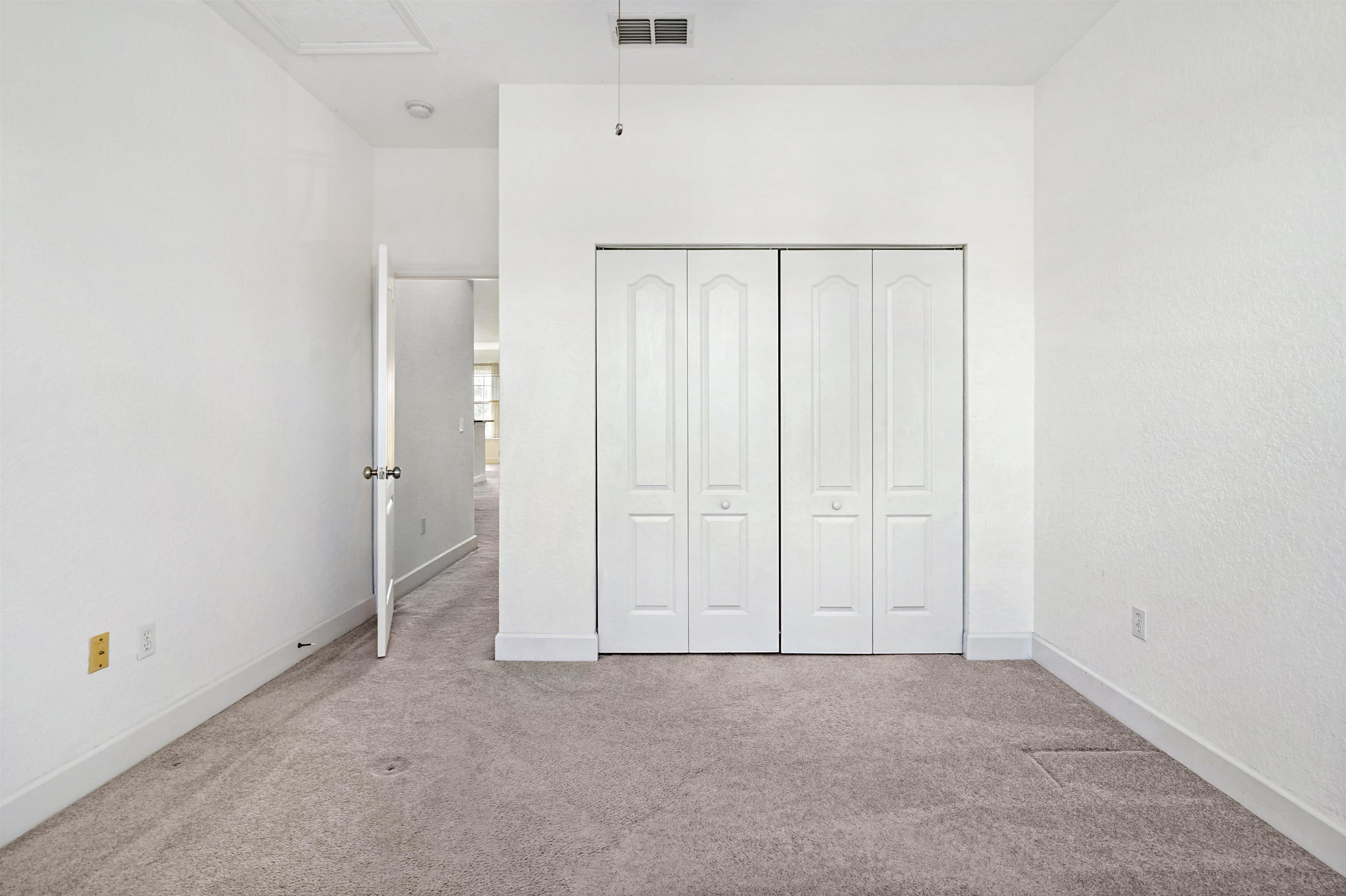 632 Shores Blvd