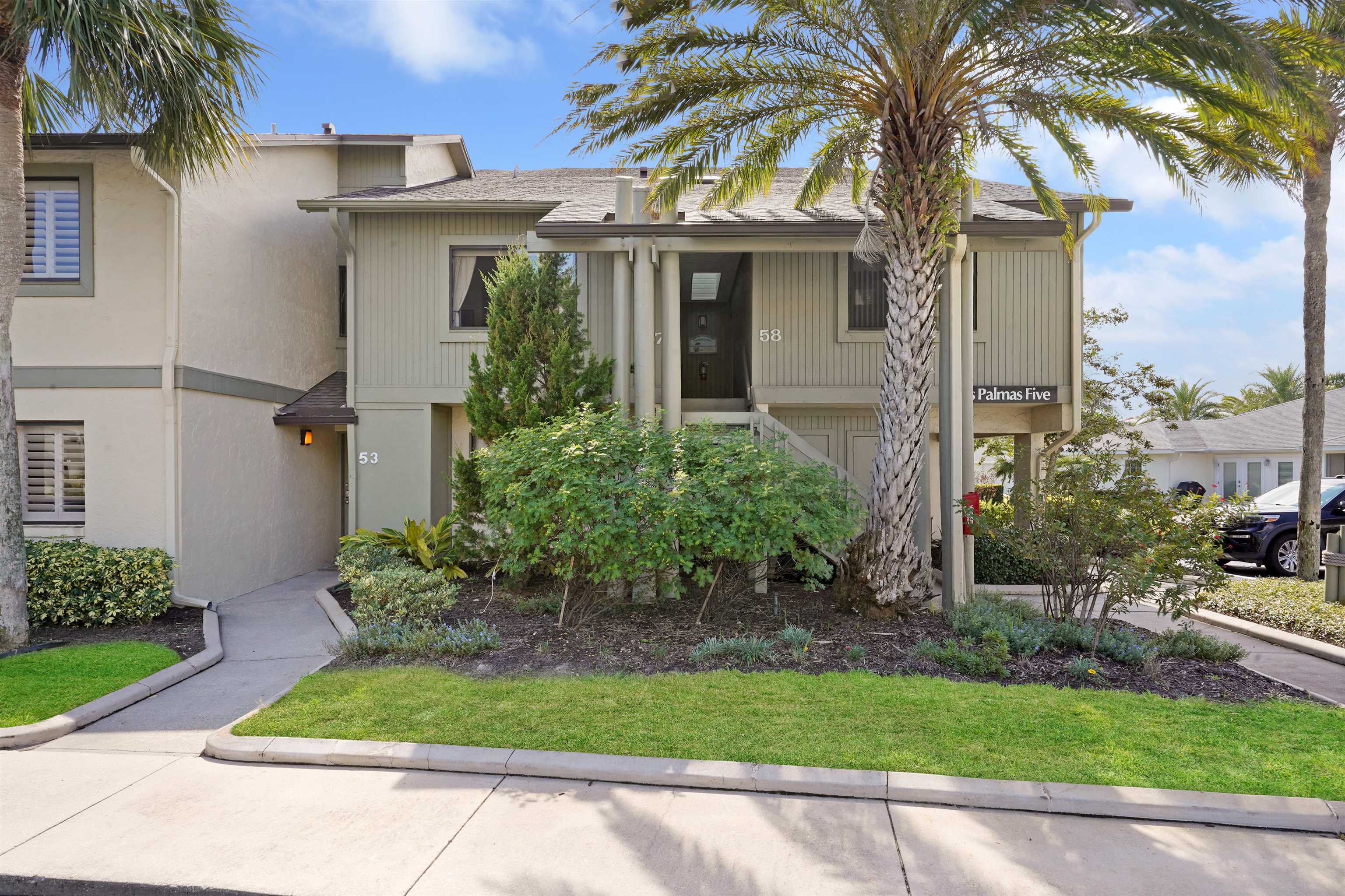 57 Village Las Palmas Cir