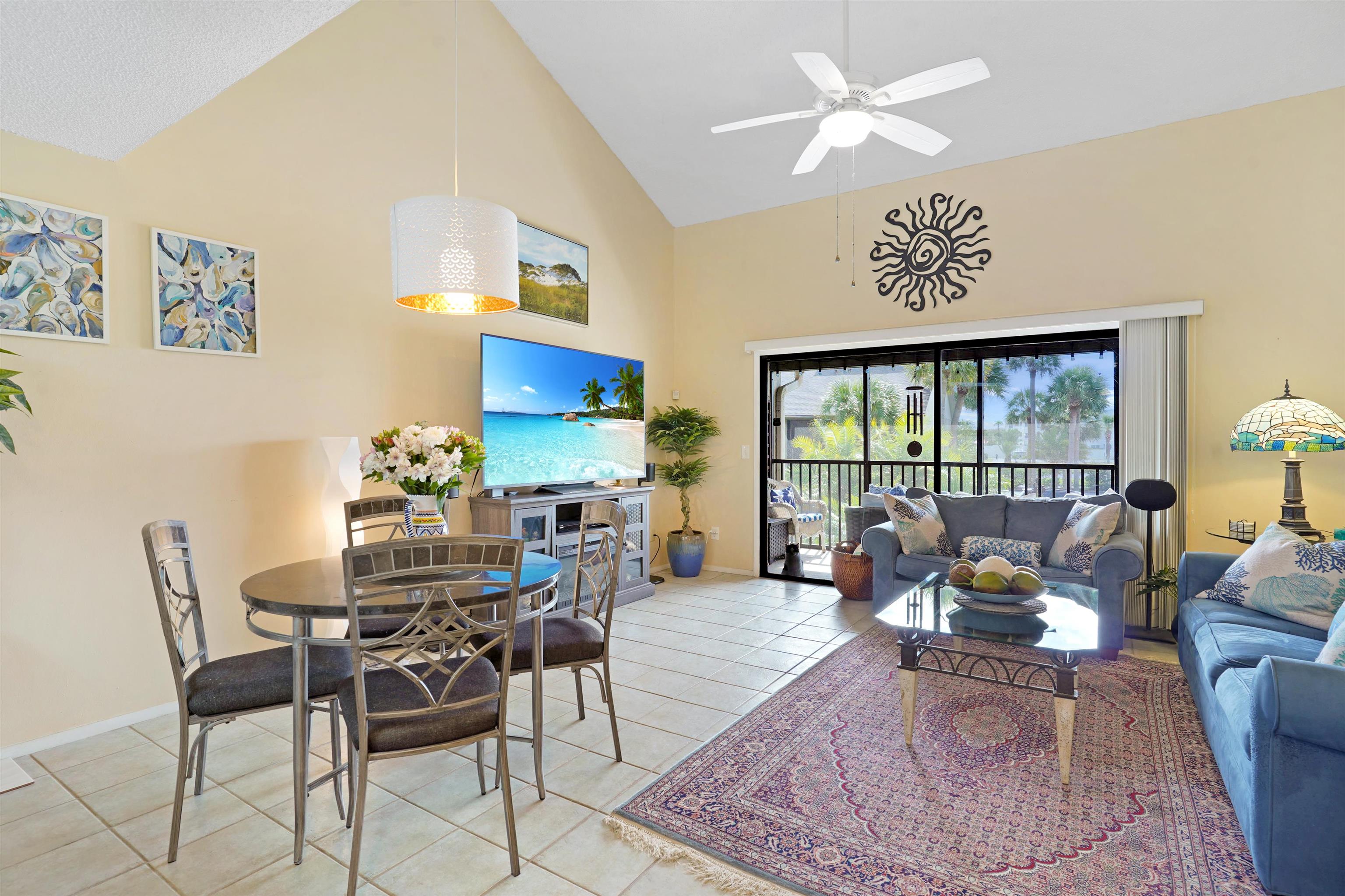 57 Village Las Palmas Cir