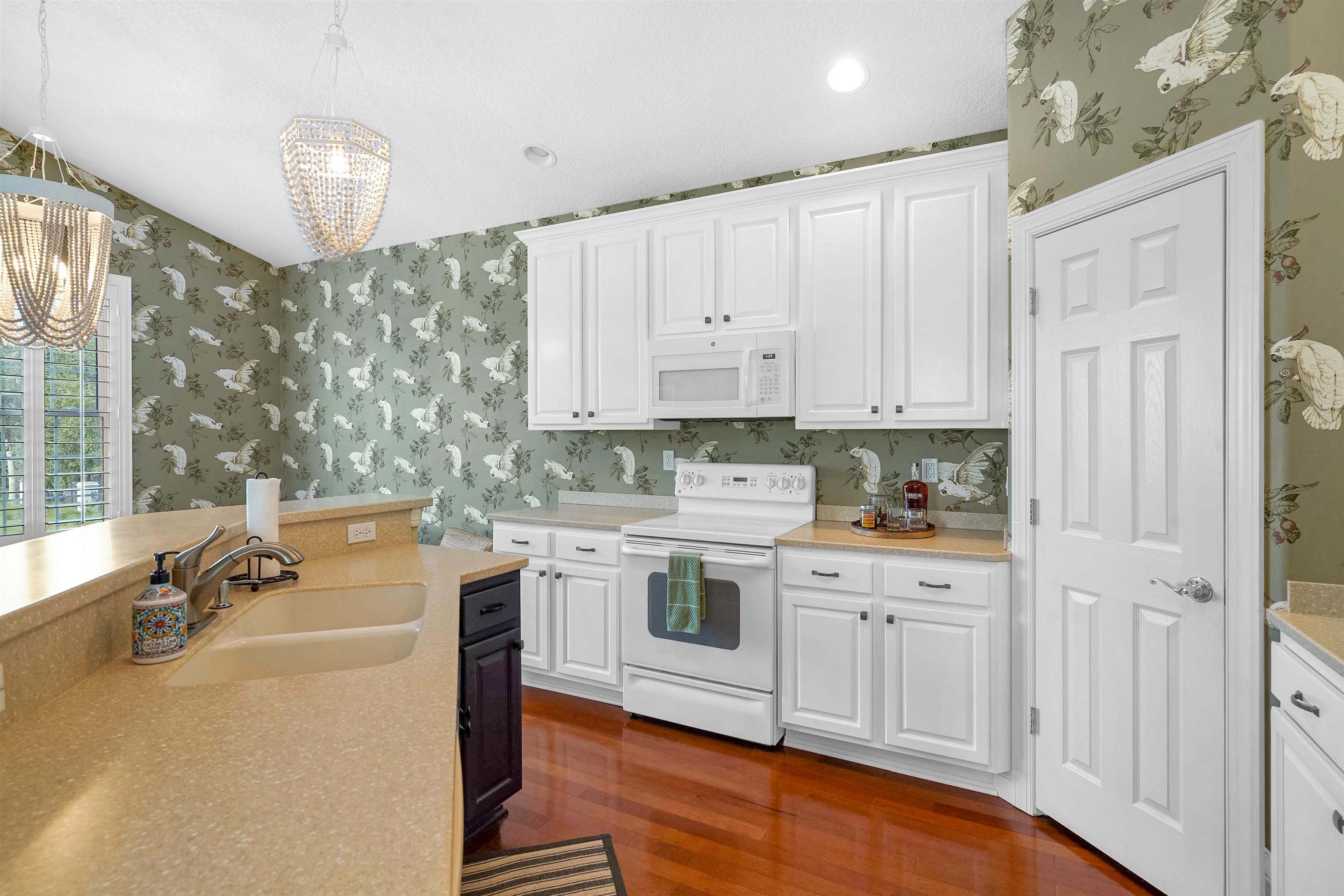 103 Sunset Cir