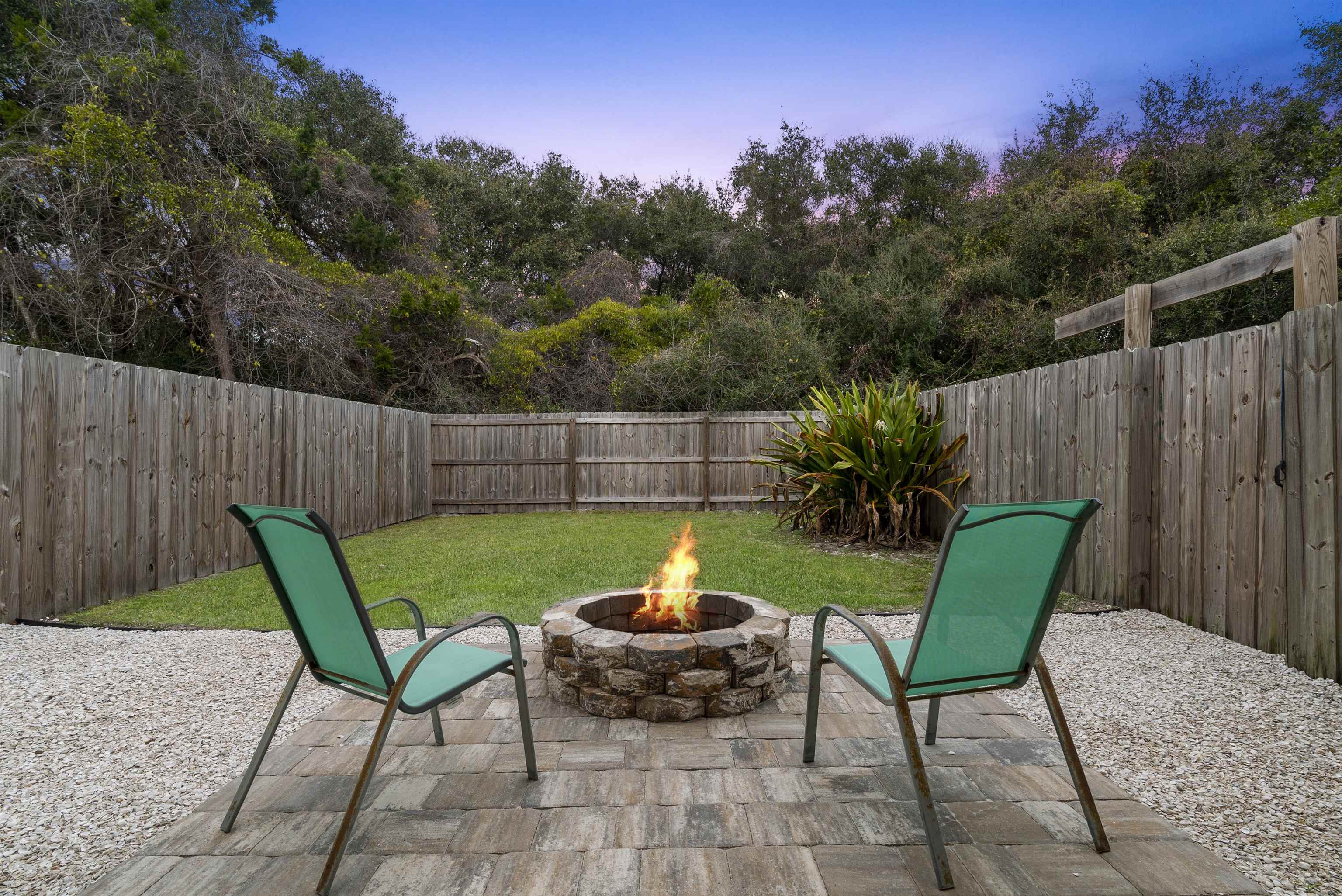 112 E St Unit: A & B