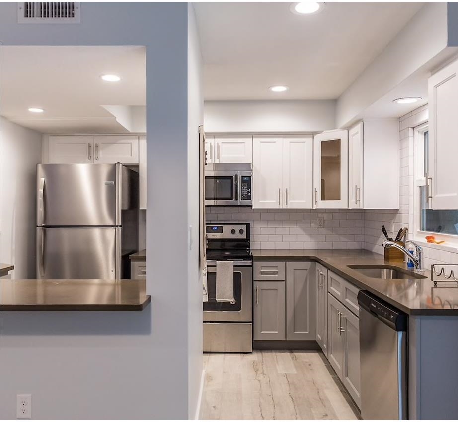 112 E St Unit: A & B