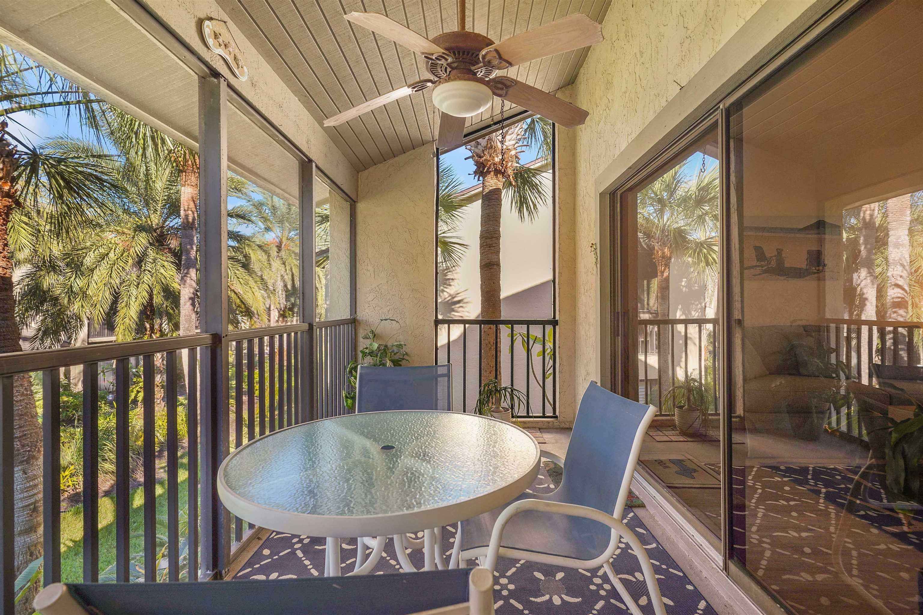 69 Village Las Palmas Cir