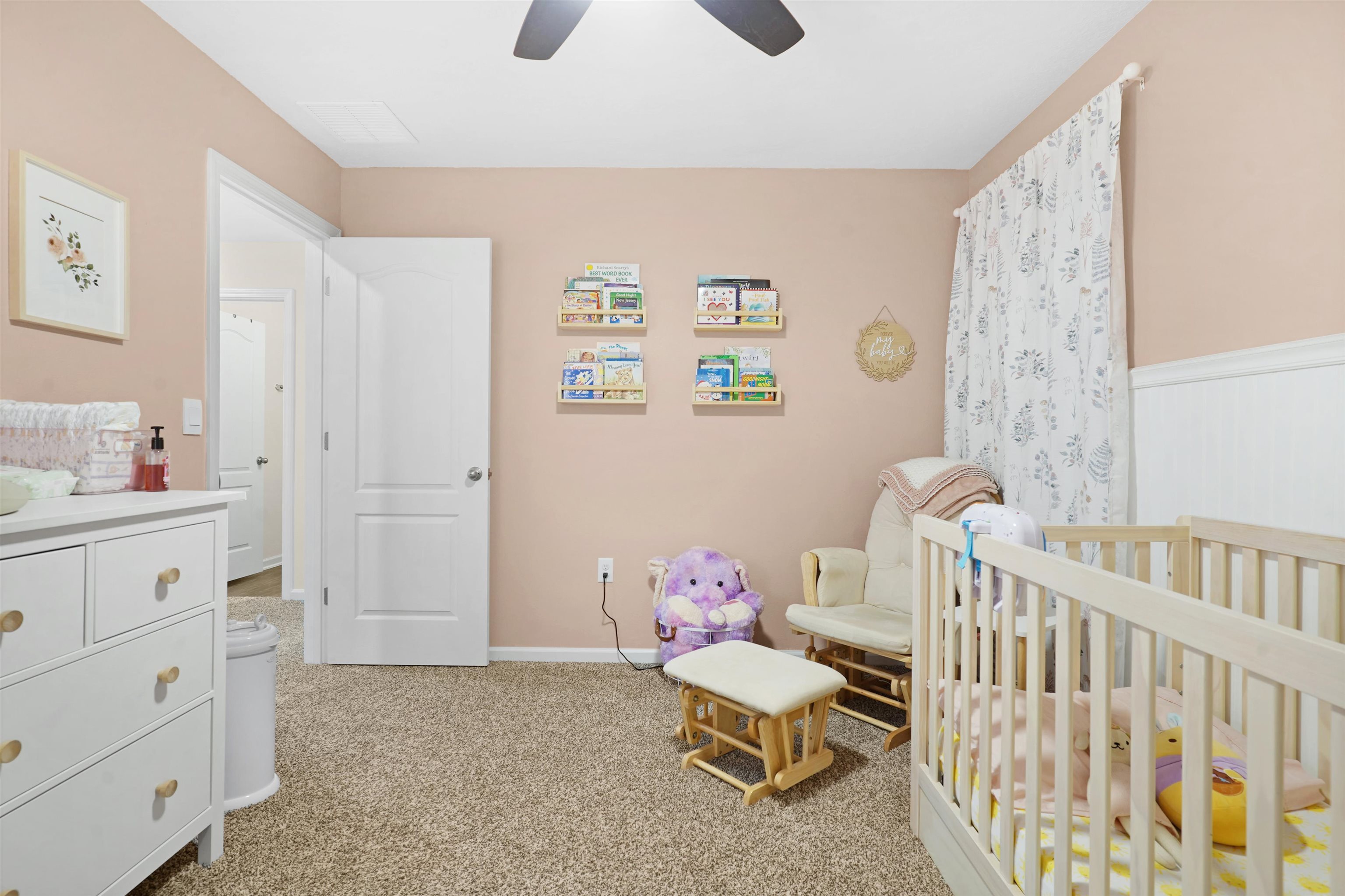 2348 Falling Star Ln