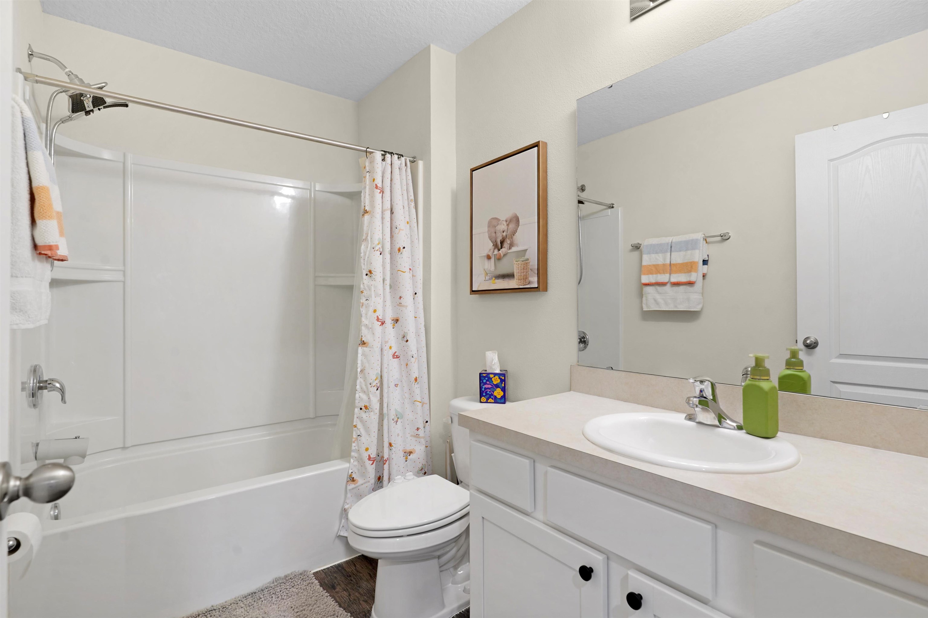 2348 Falling Star Ln