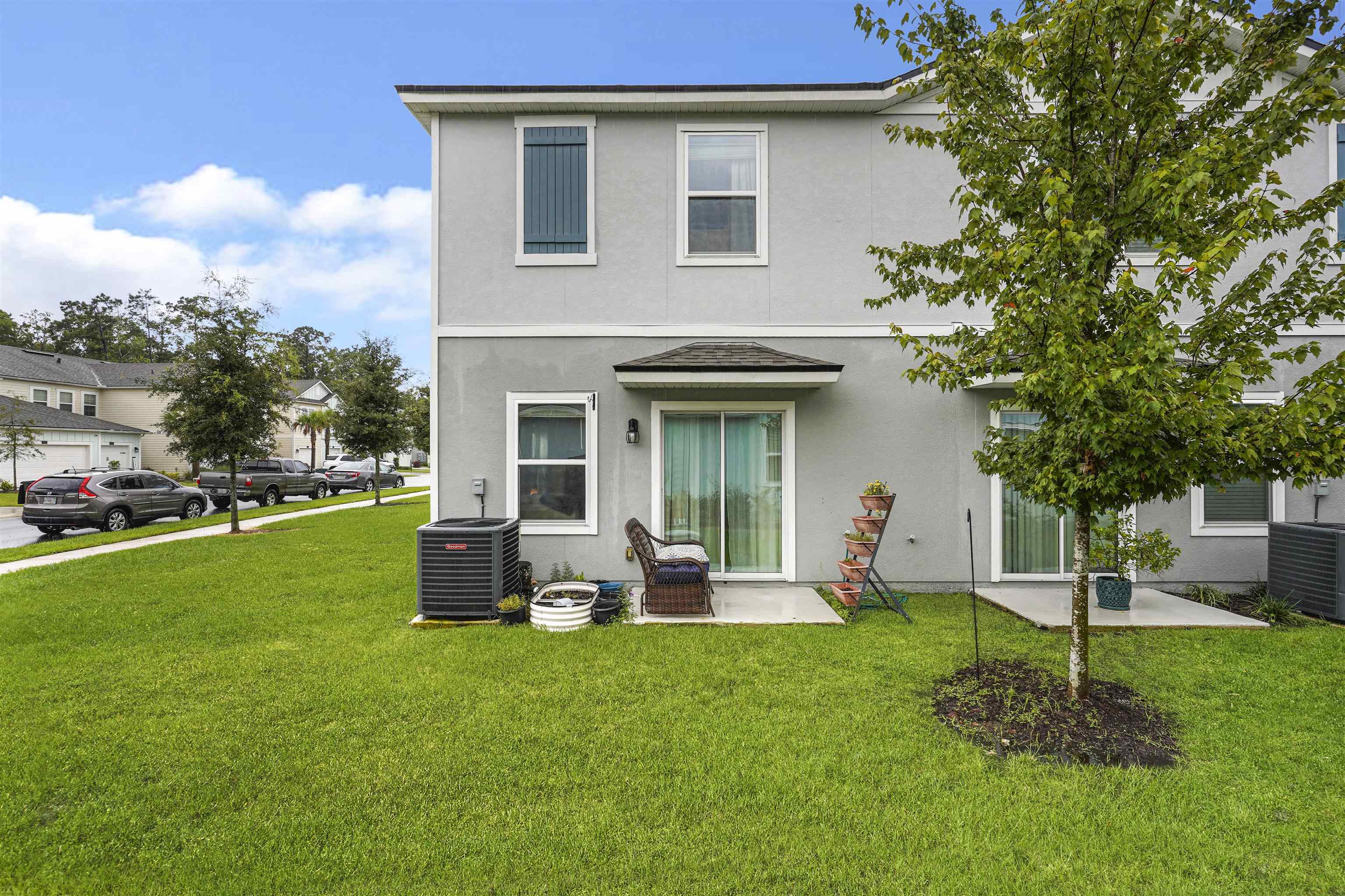 135 Pomona Way