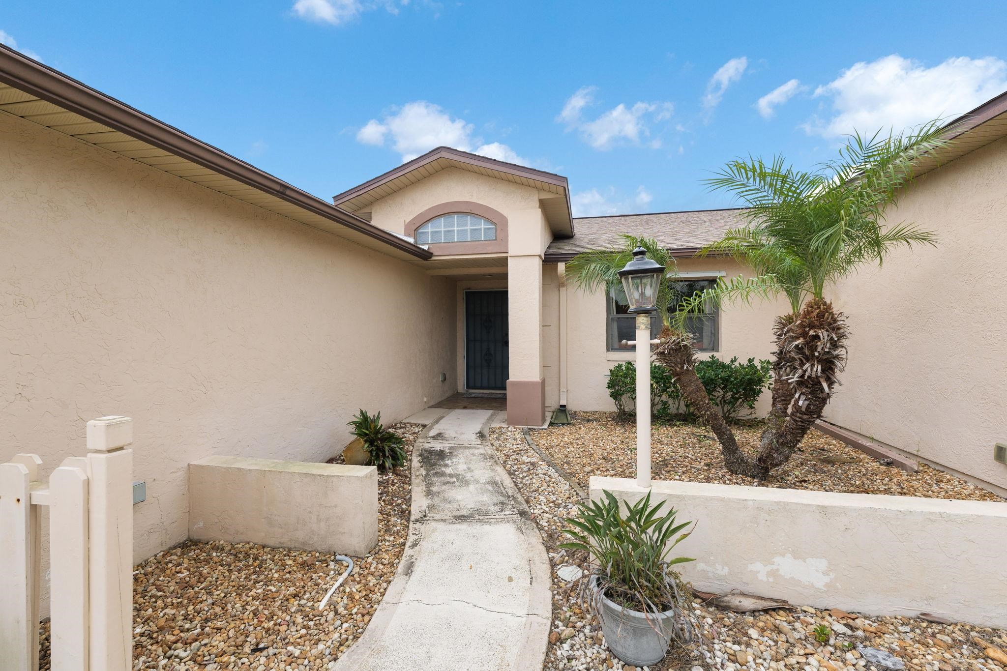 25 Cottagegate Court