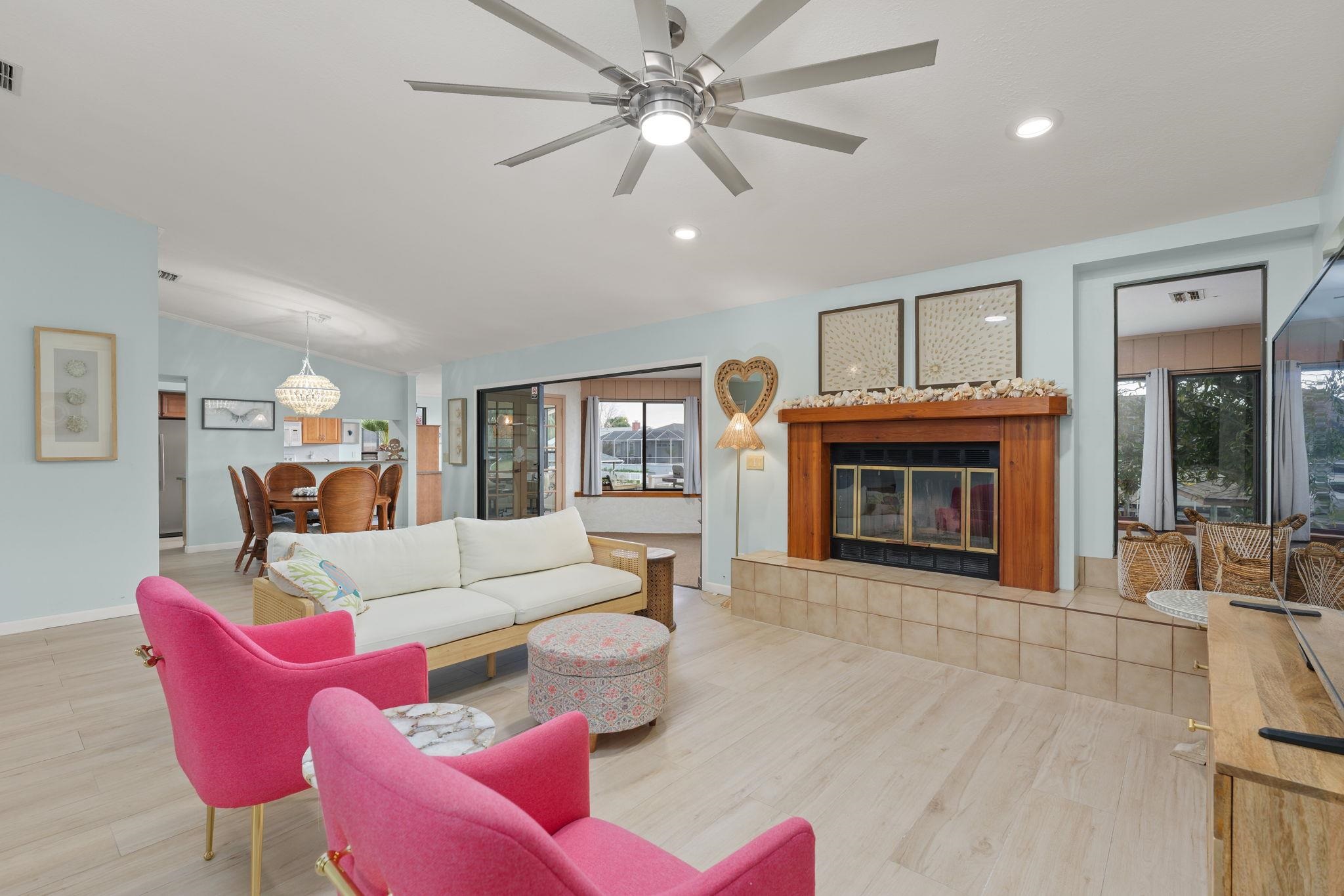 25 Cottagegate Court