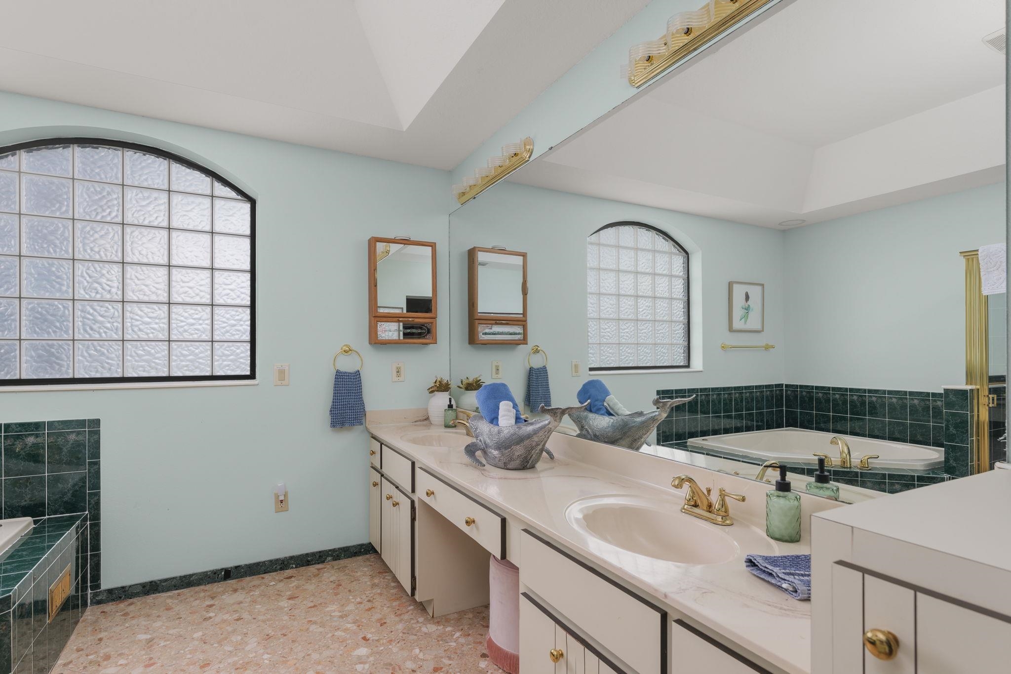 25 Cottagegate Court