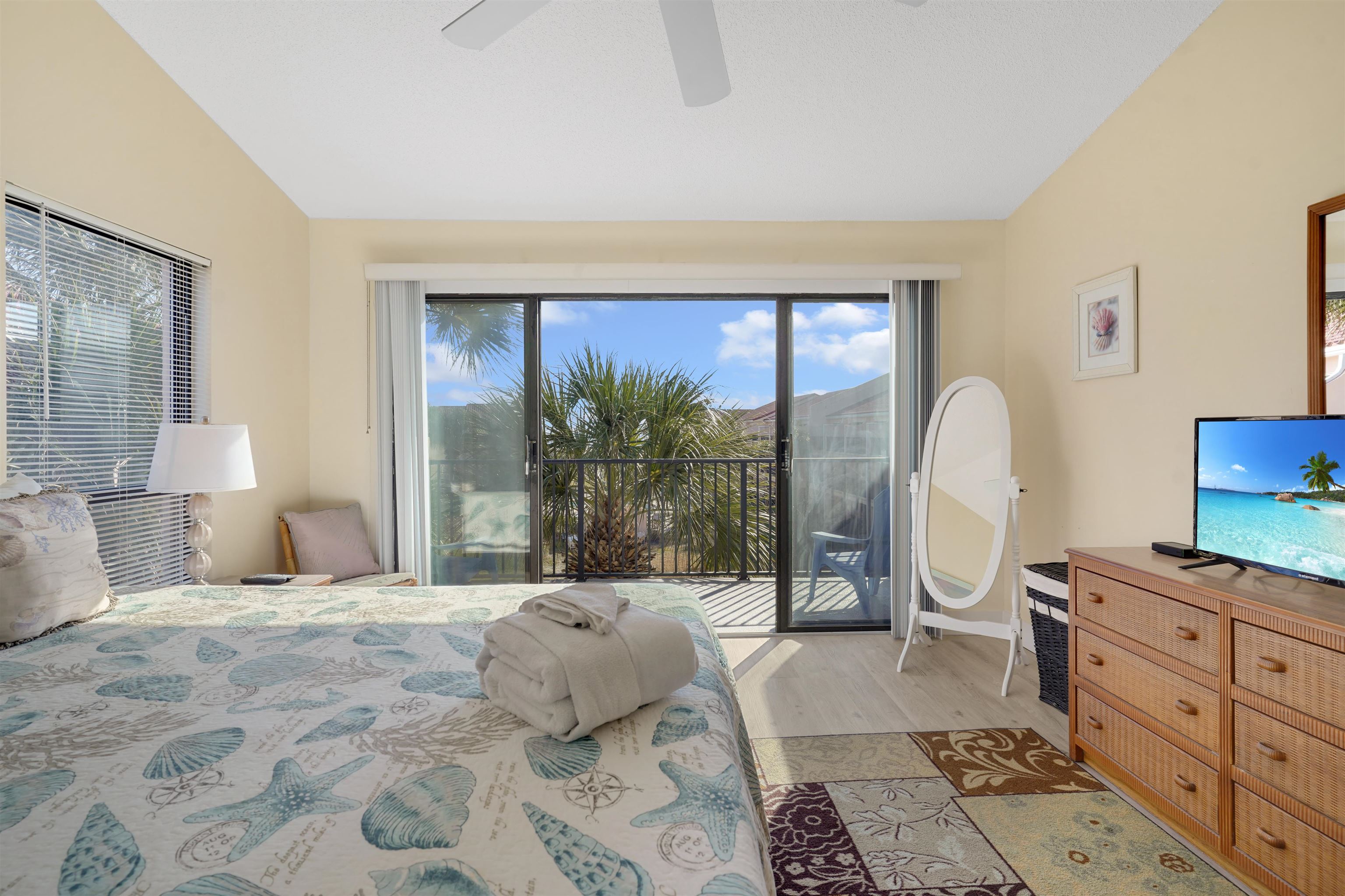 1733 Sea Fair Dr Unit: 13238