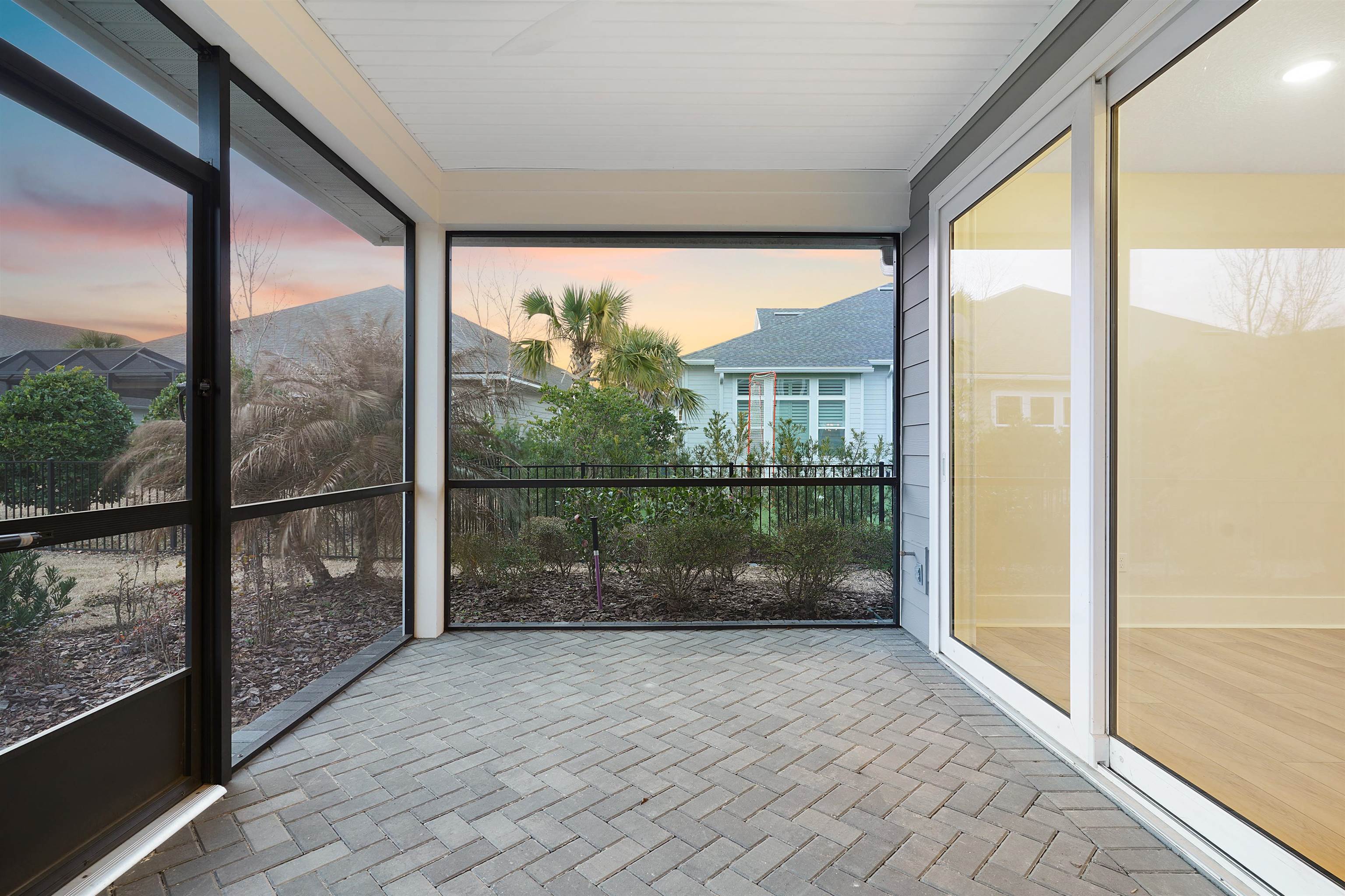 46 Settlers Landing Dr