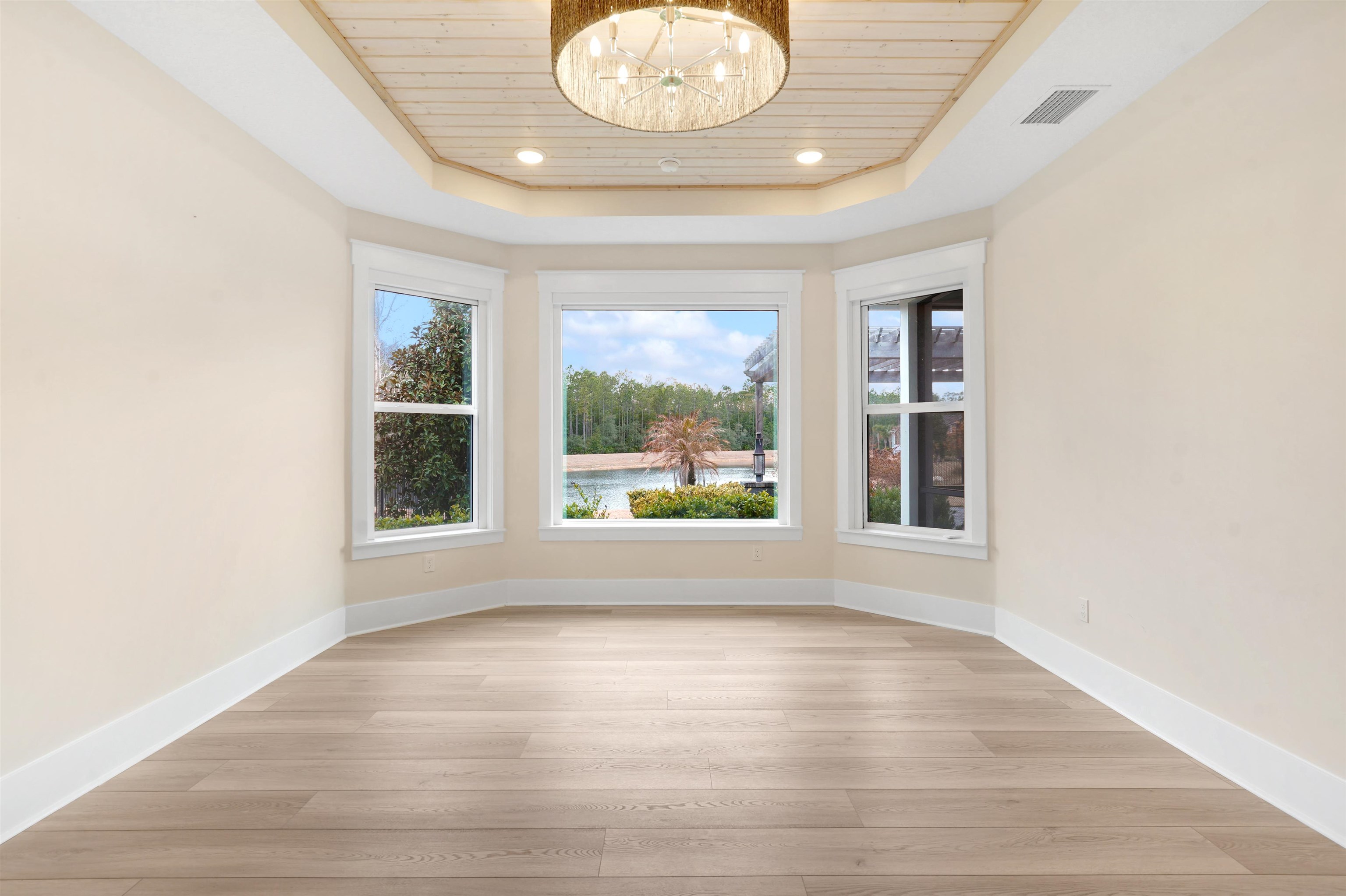 46 Settlers Landing Dr