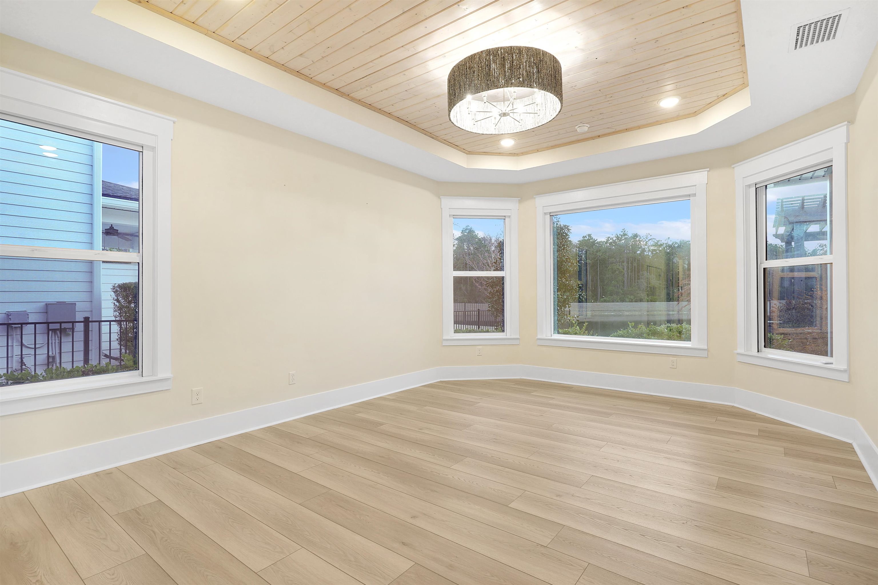 46 Settlers Landing Dr