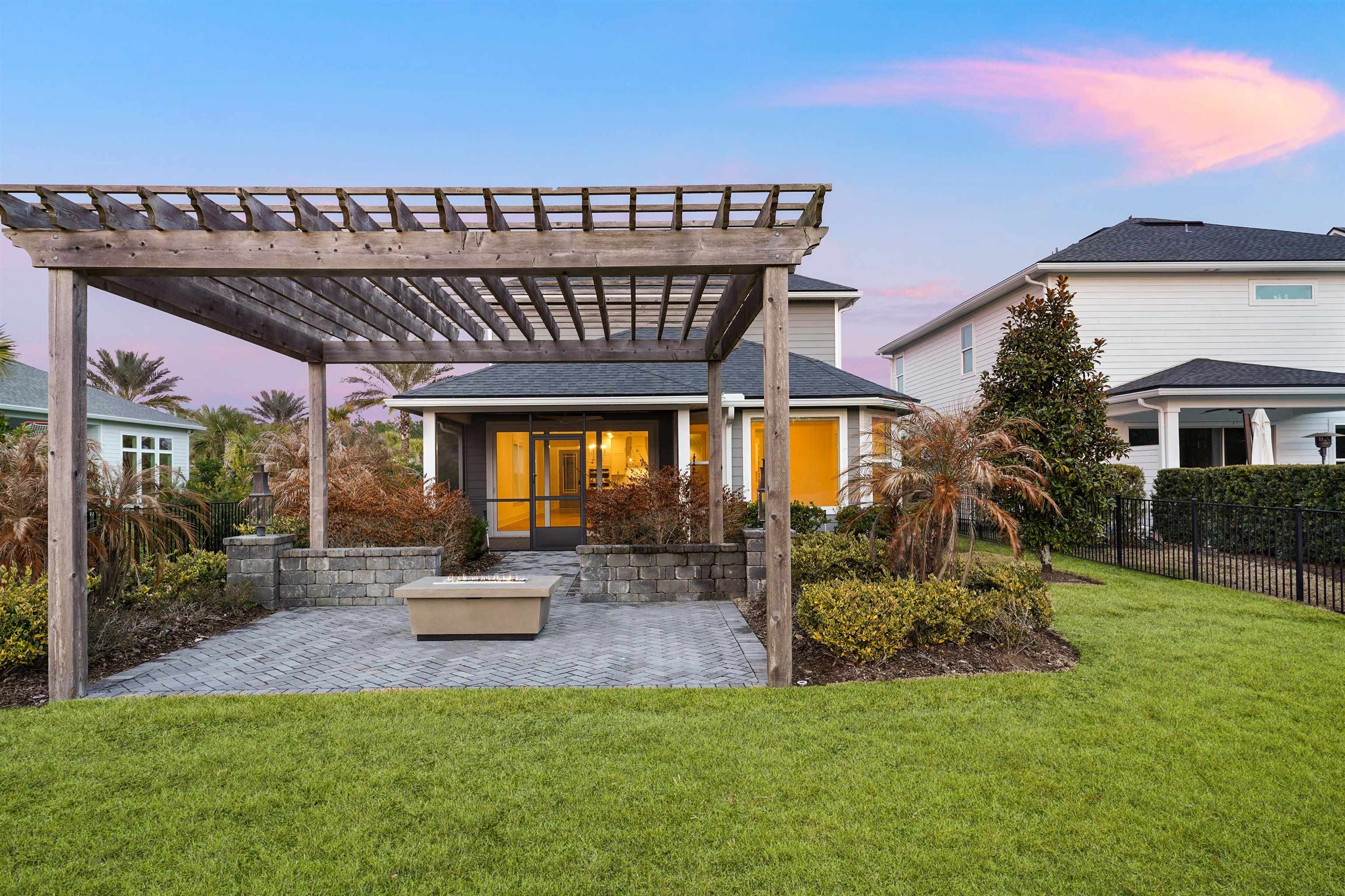 46 Settlers Landing Dr