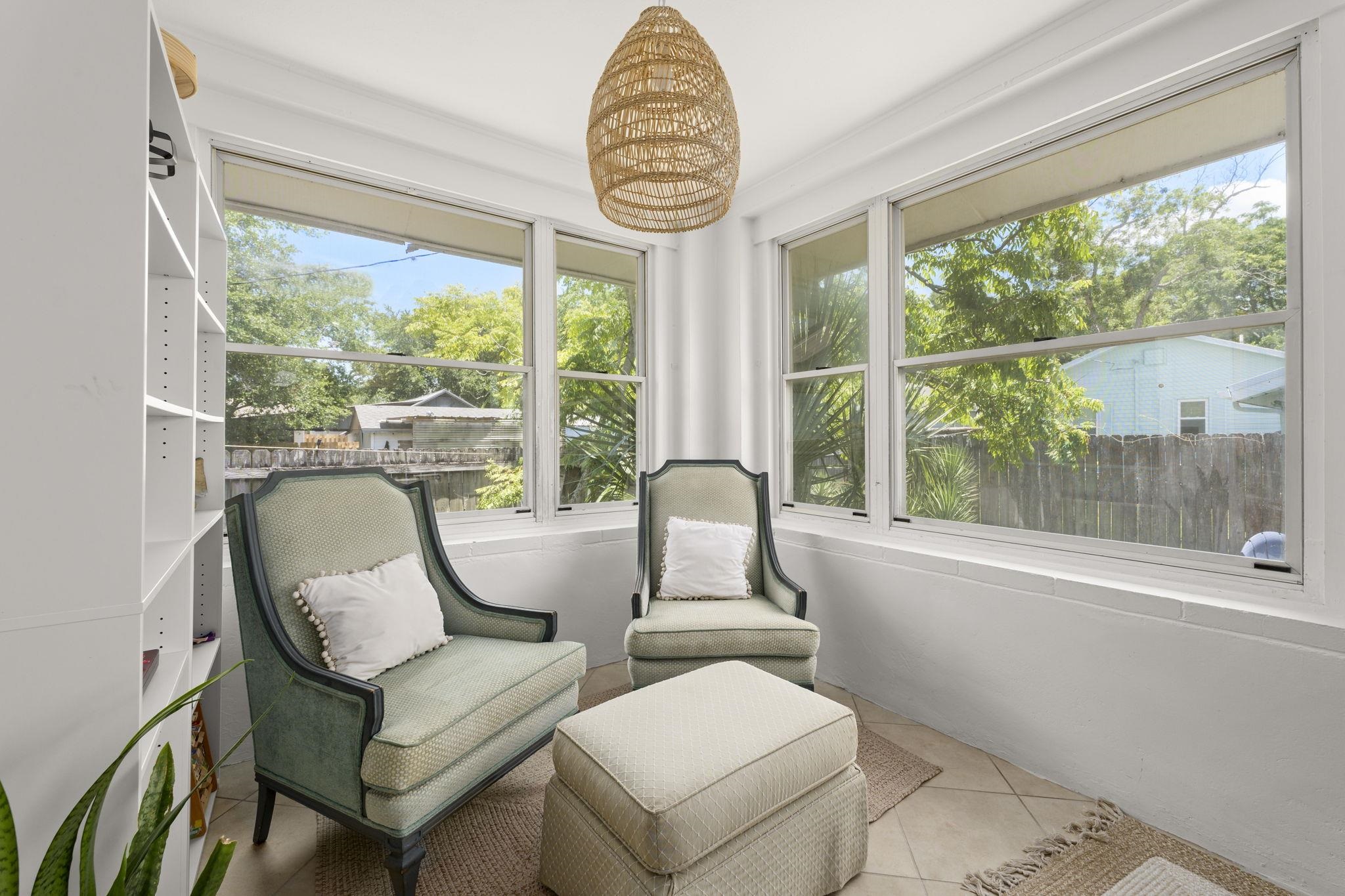 8 Poinciana Ave
