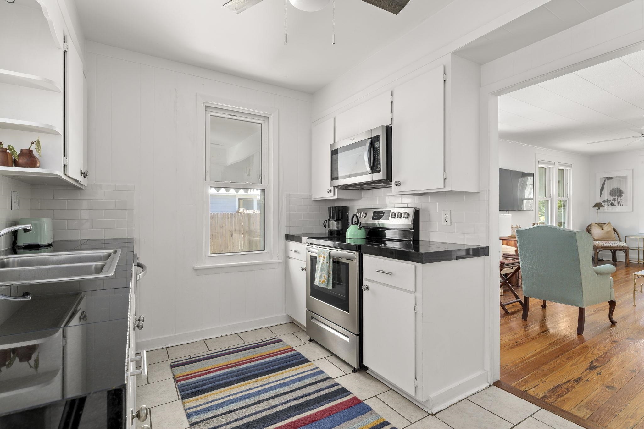 8 Poinciana Ave