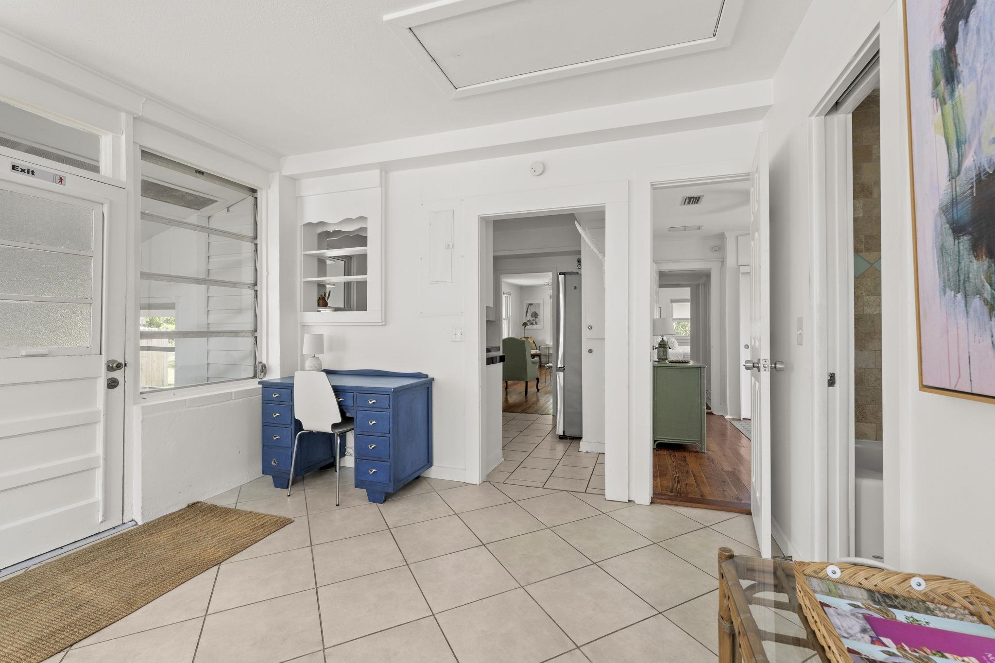 8 Poinciana Ave