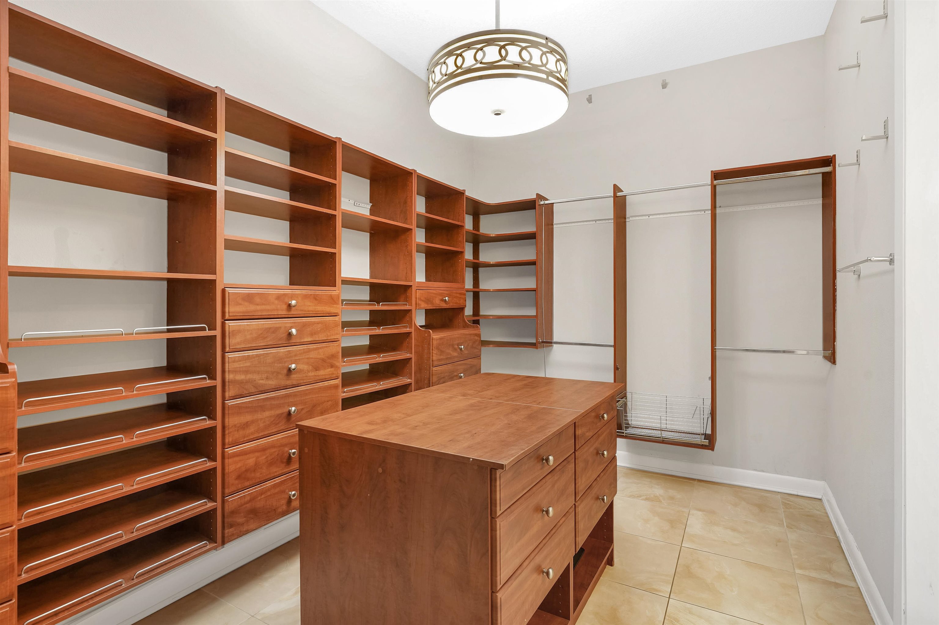 120 Oyster Catcher Cir