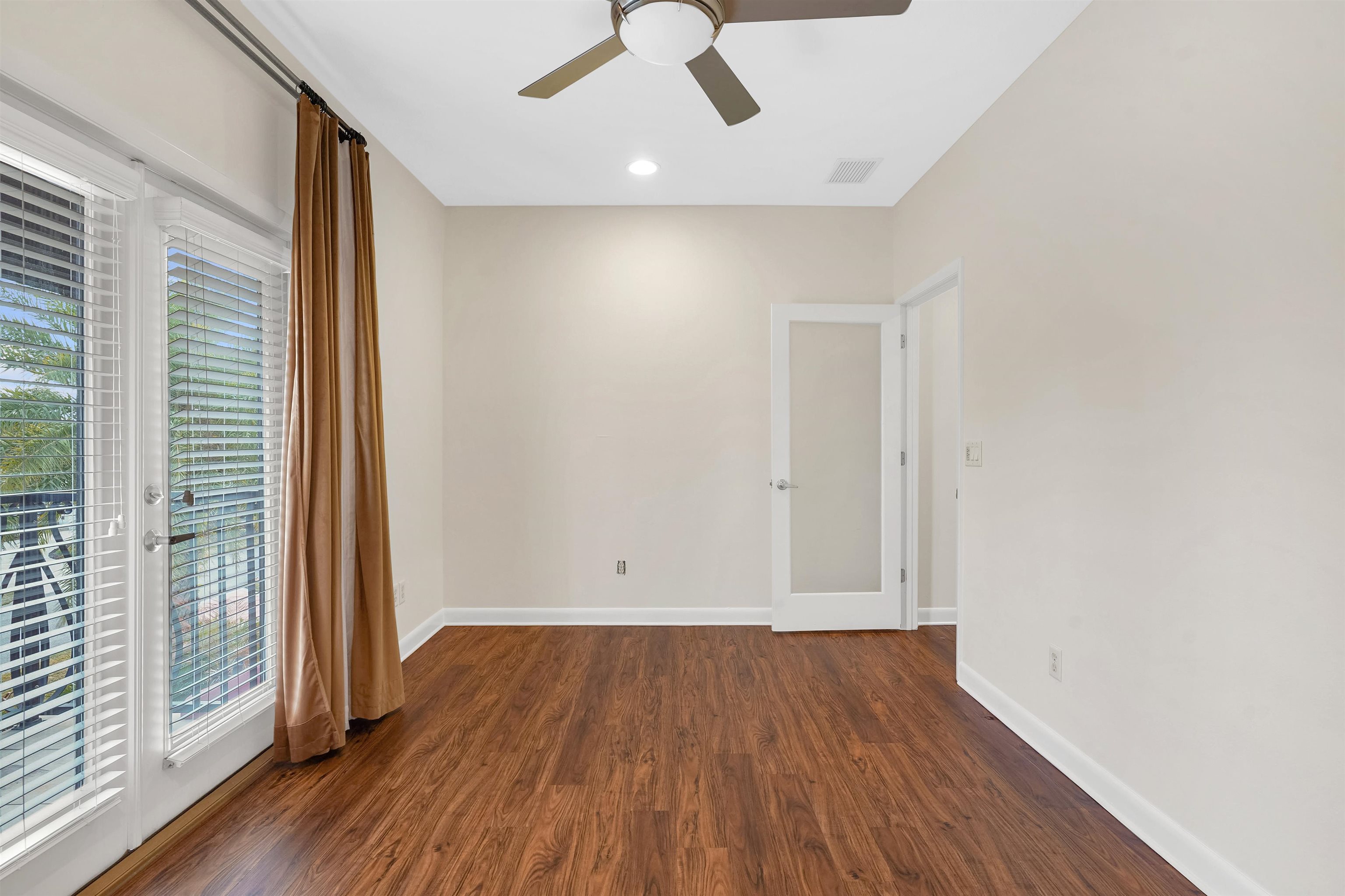 120 Oyster Catcher Cir