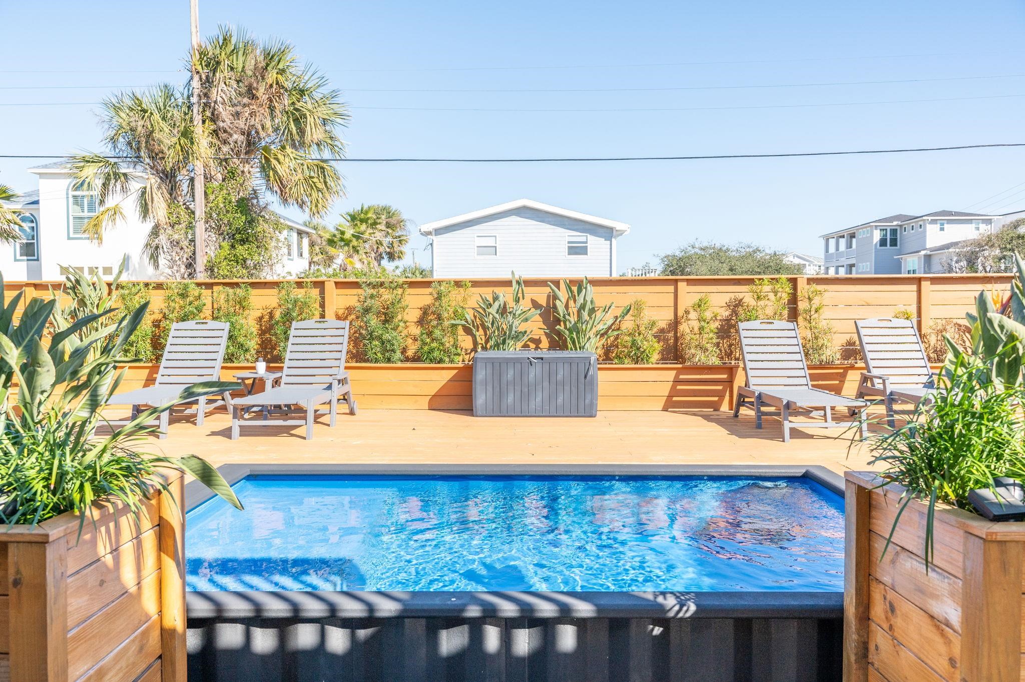 40 E Magnolia Ave