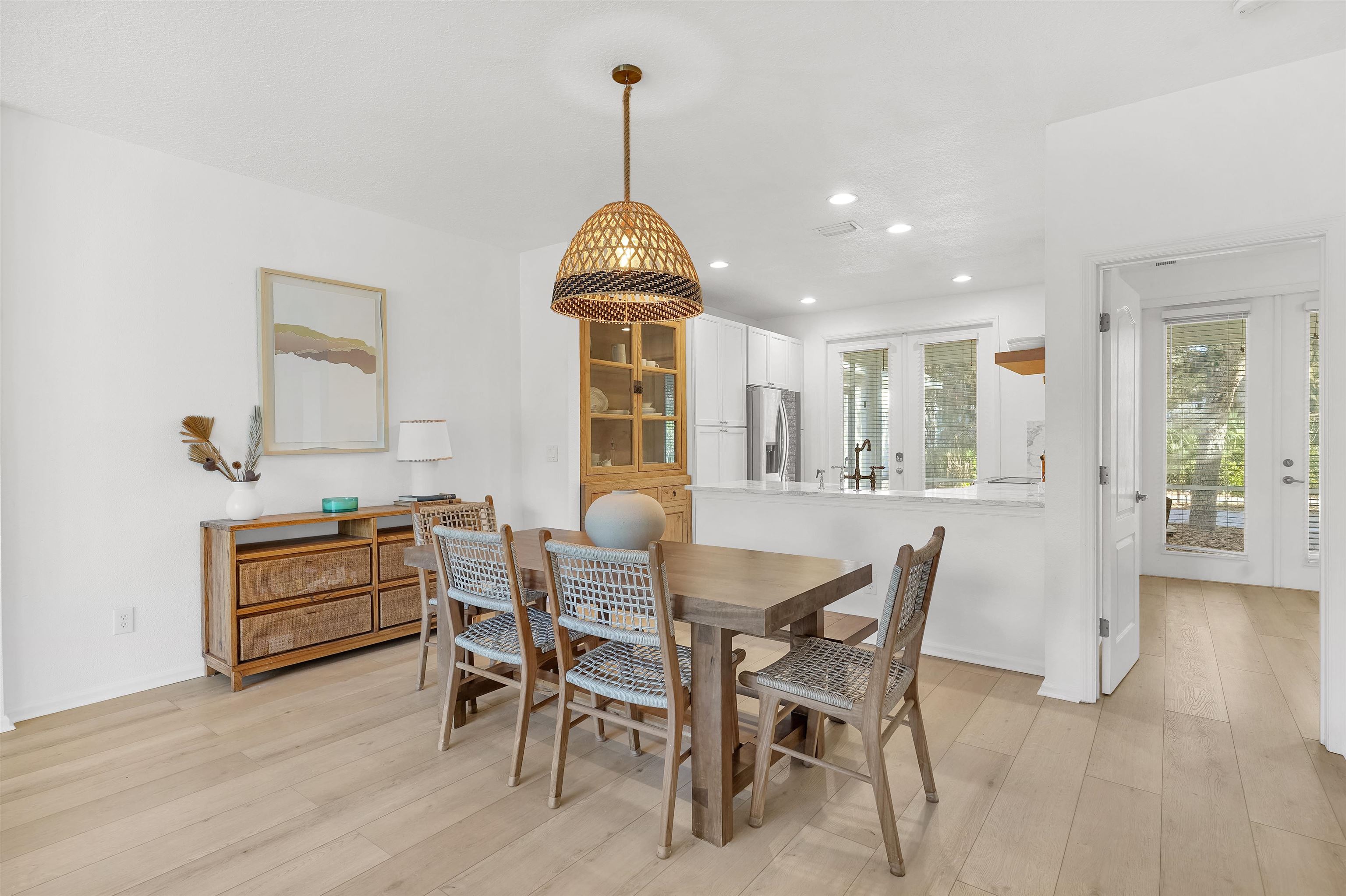 996 Saltwater Cir