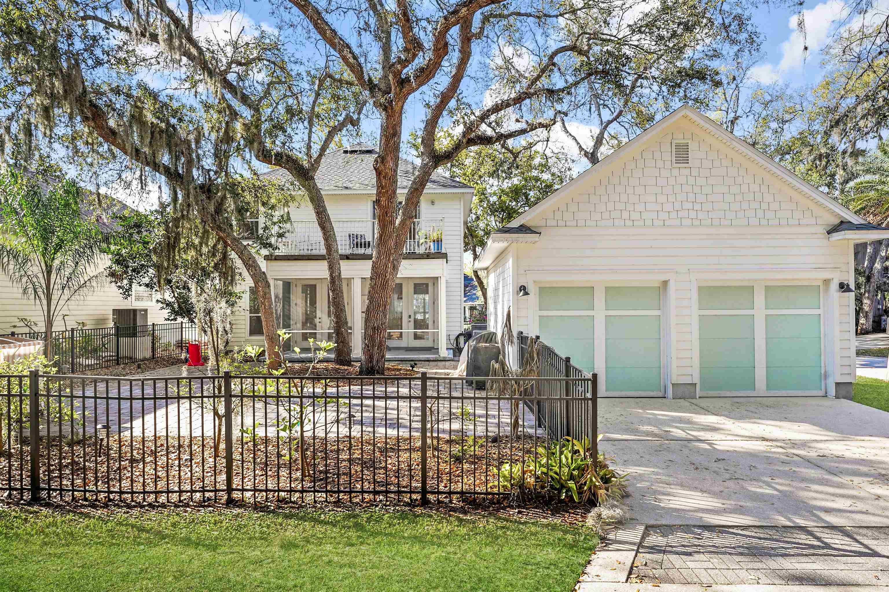 996 Saltwater Cir