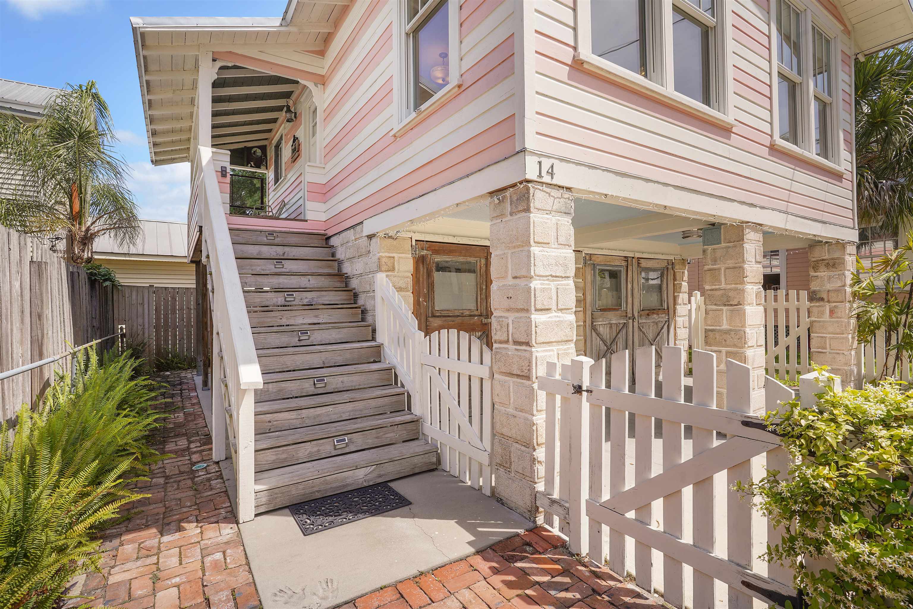 16 Locust St