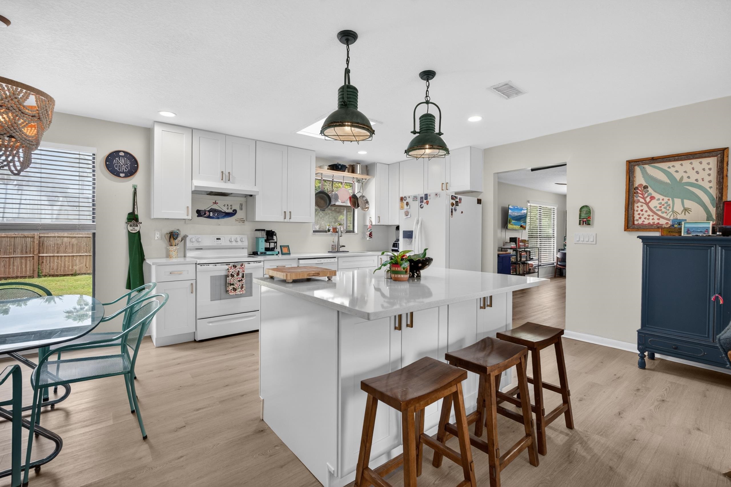 111 Pompano Rd