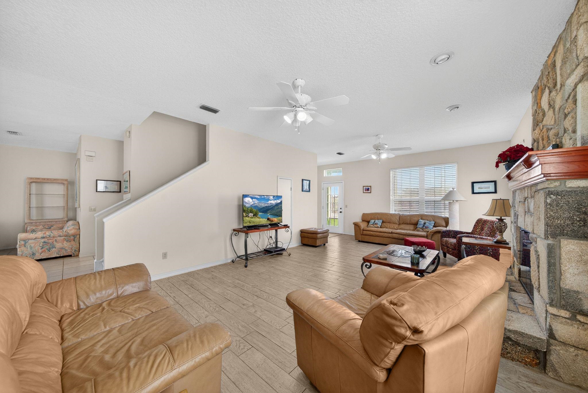 9138 June Ln