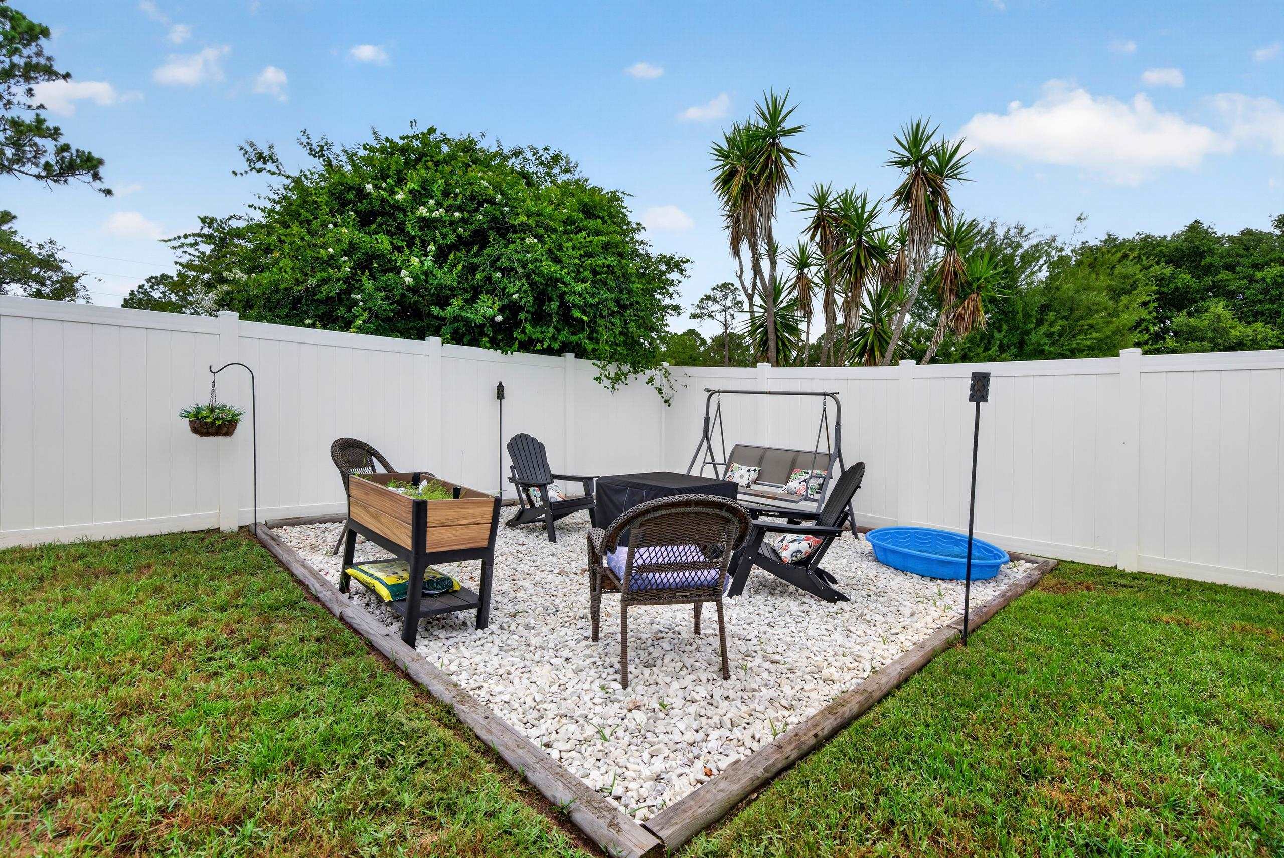 1008 Oak Arbor Cir