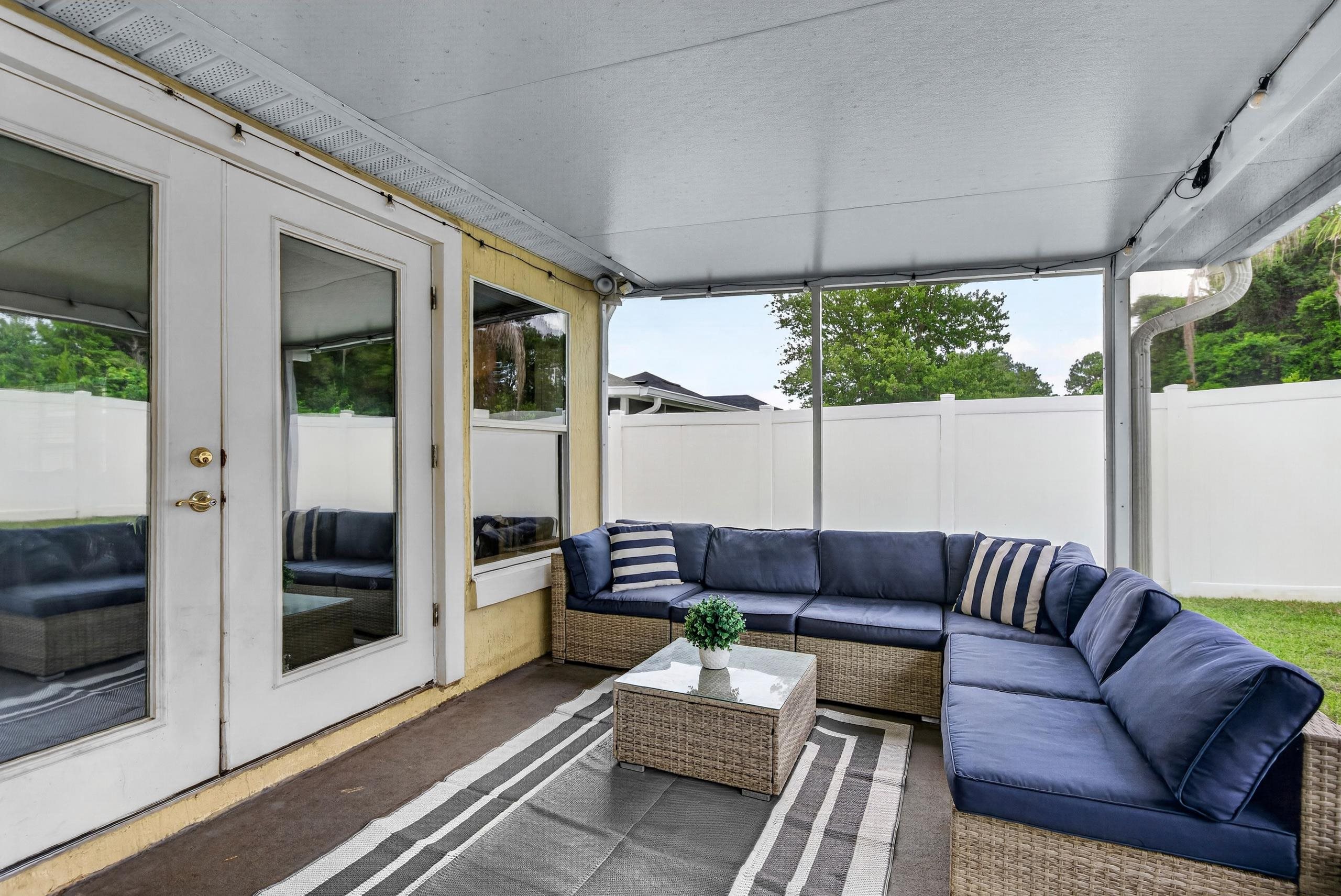 1008 Oak Arbor Cir