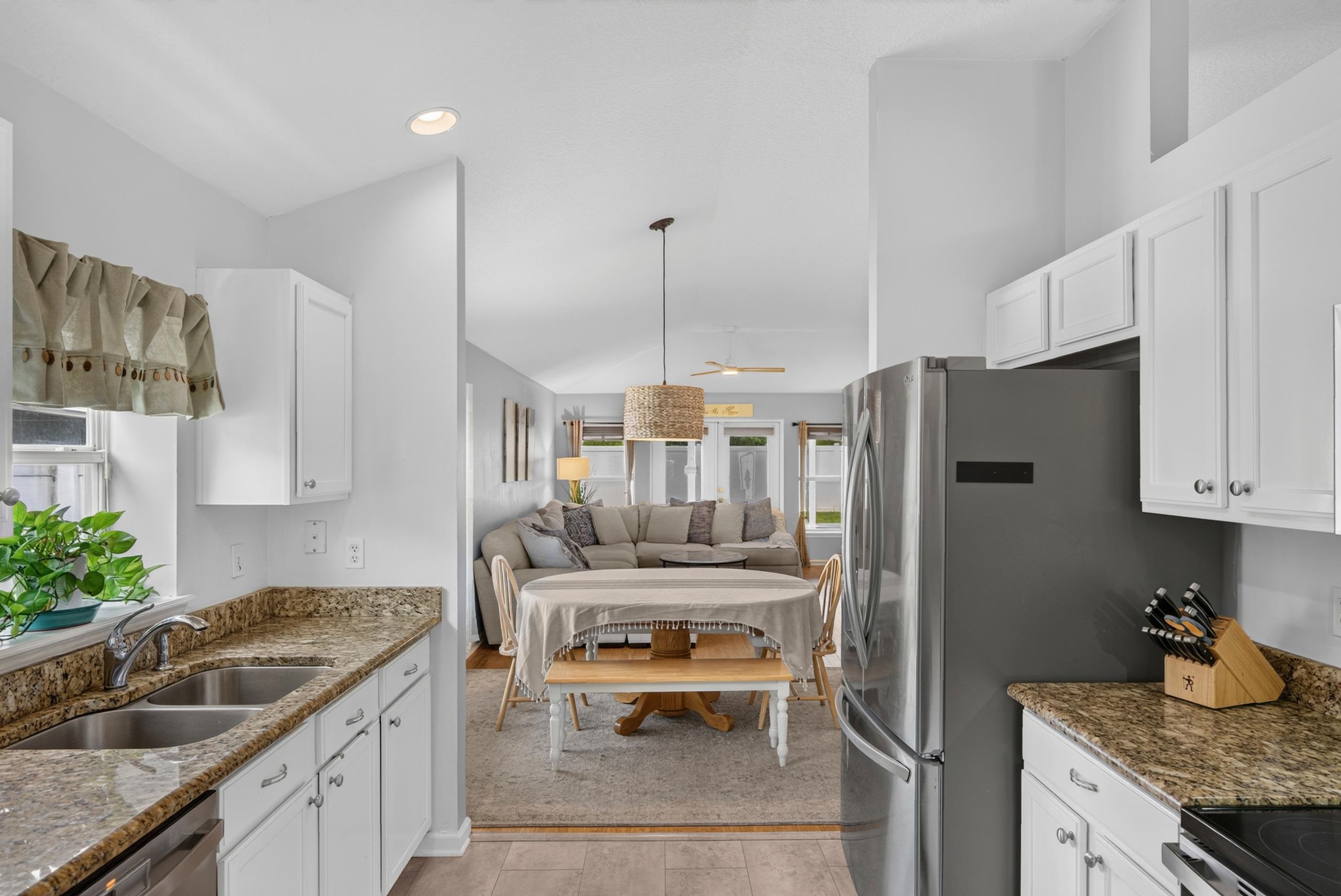1008 Oak Arbor Cir
