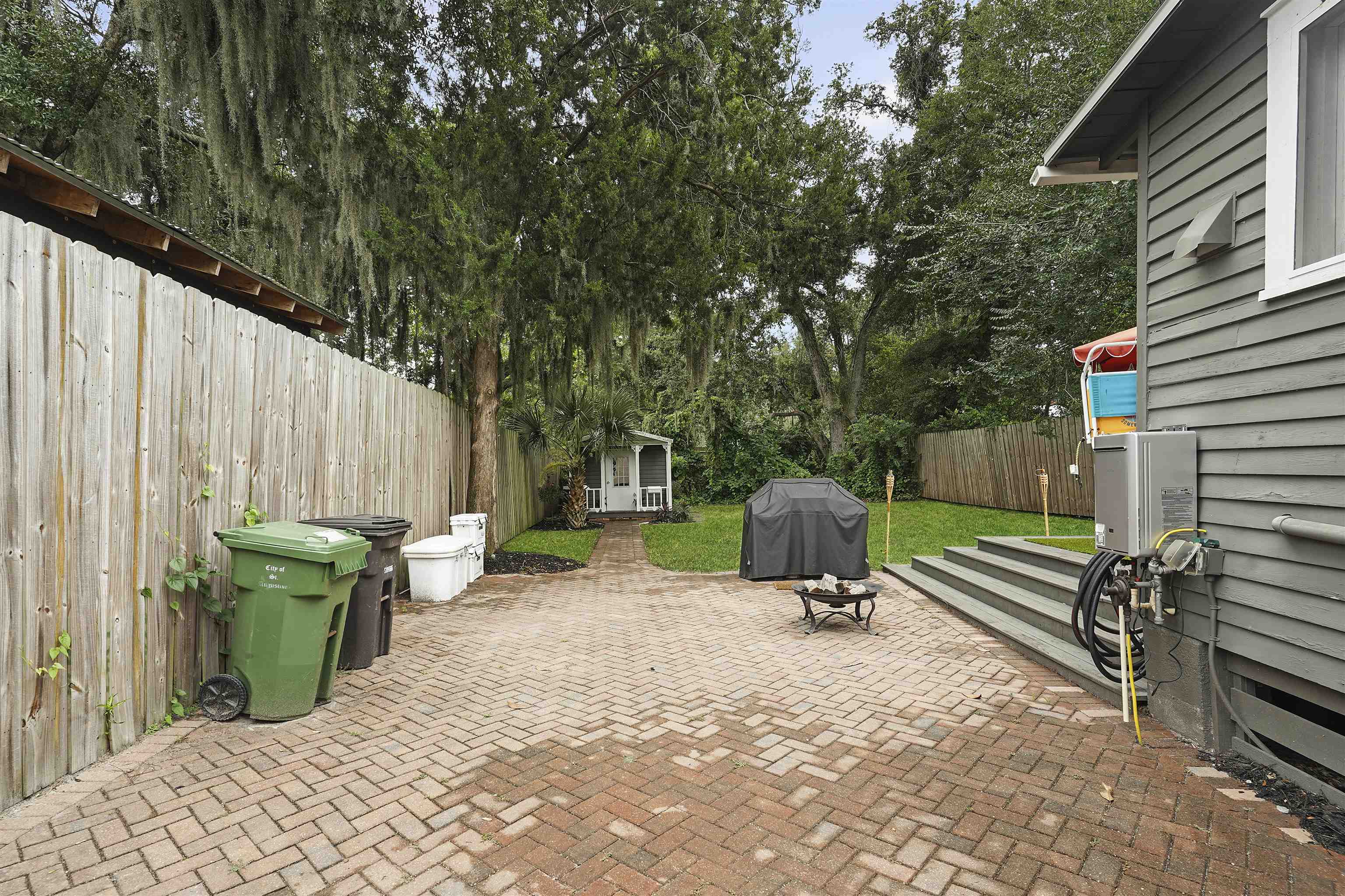 11 Hildreth Dr