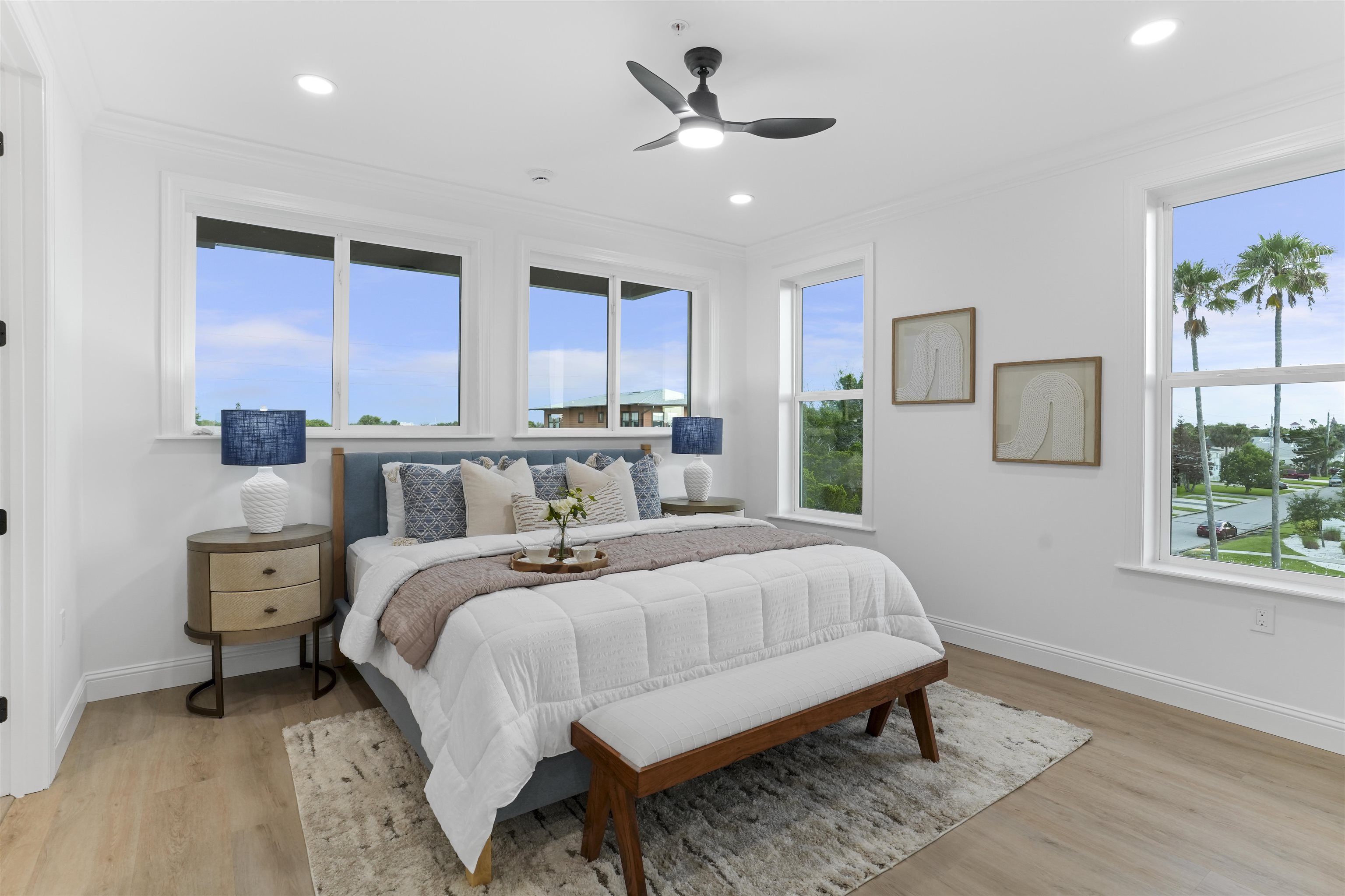 308 Arricola Ave