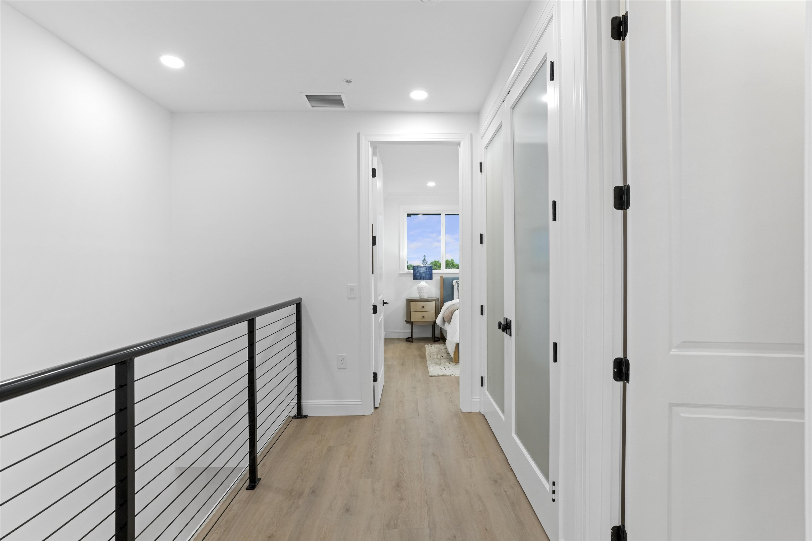 302 Arricola Ave